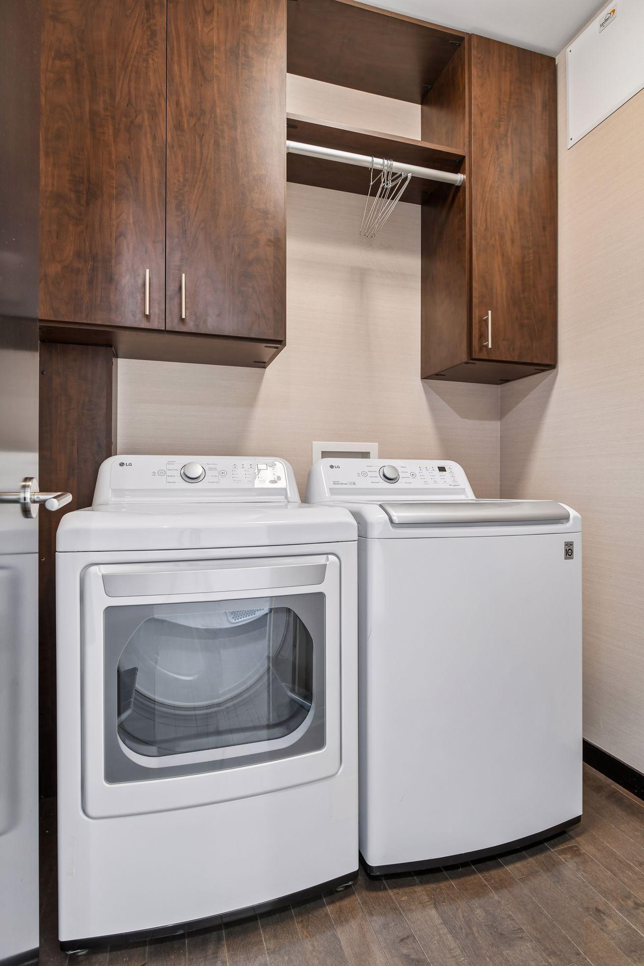 201 S 11th Street Unit: 1120