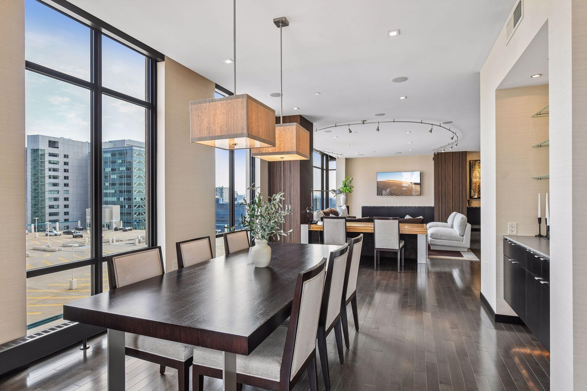 201 S 11th Street Unit: 1120