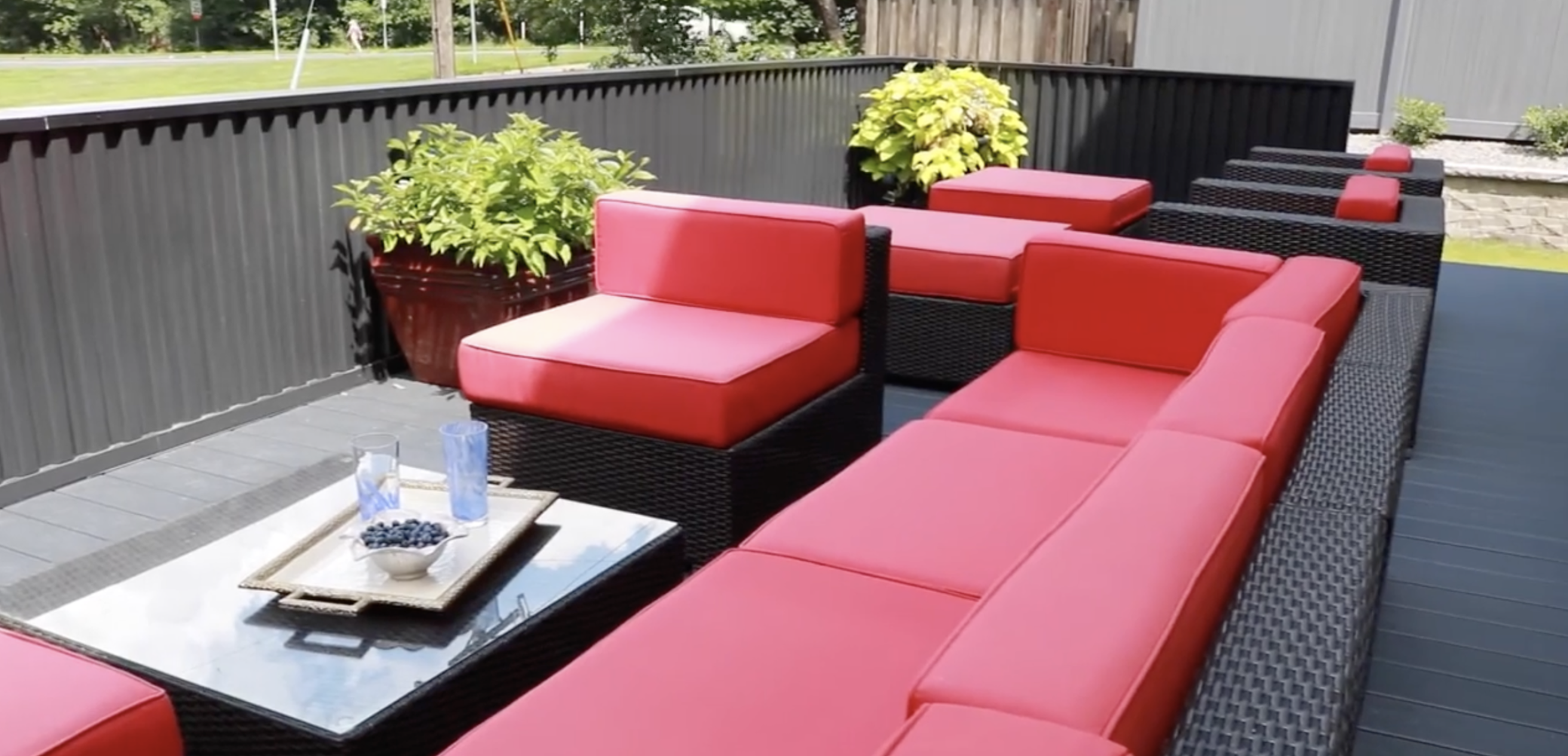 2701 Glenhurst Avenue