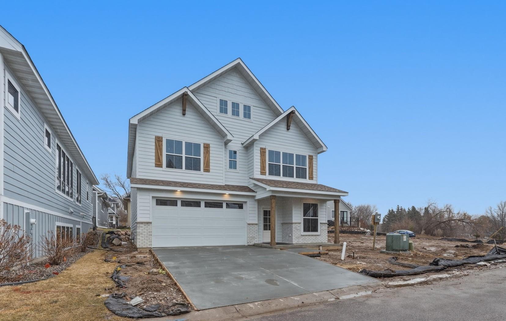 380 Laurel Curve