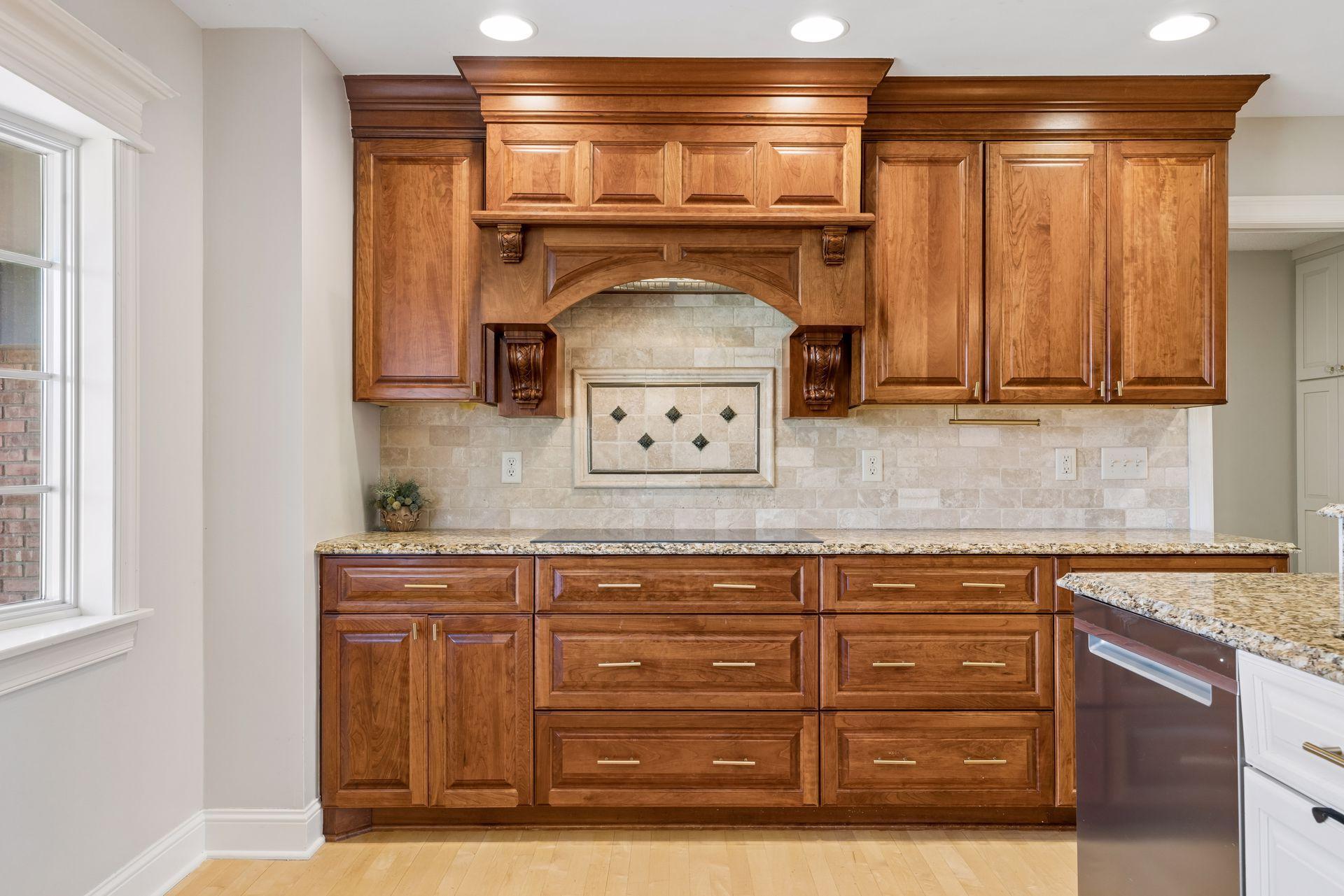 7015 Lanham Lane