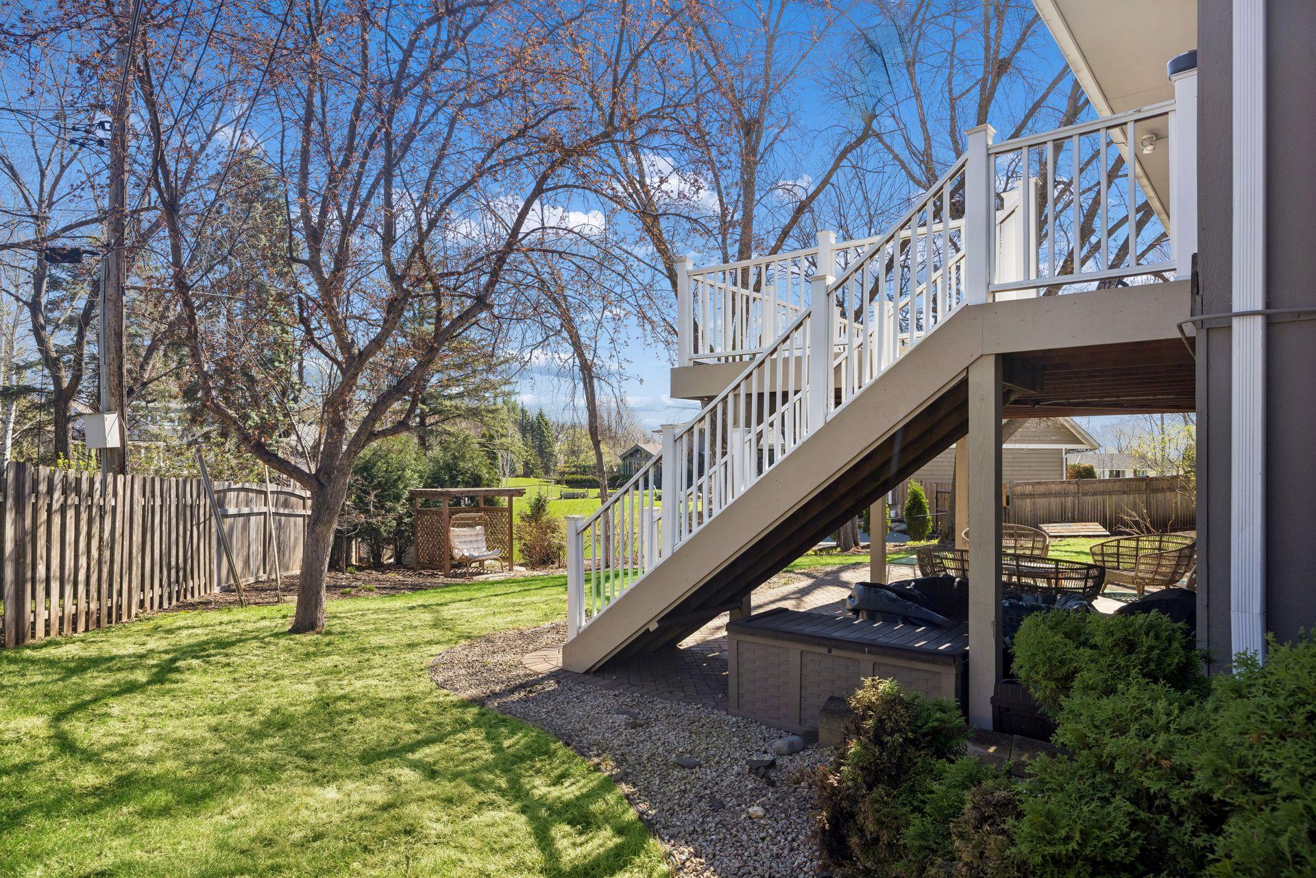 7015 Lanham Lane