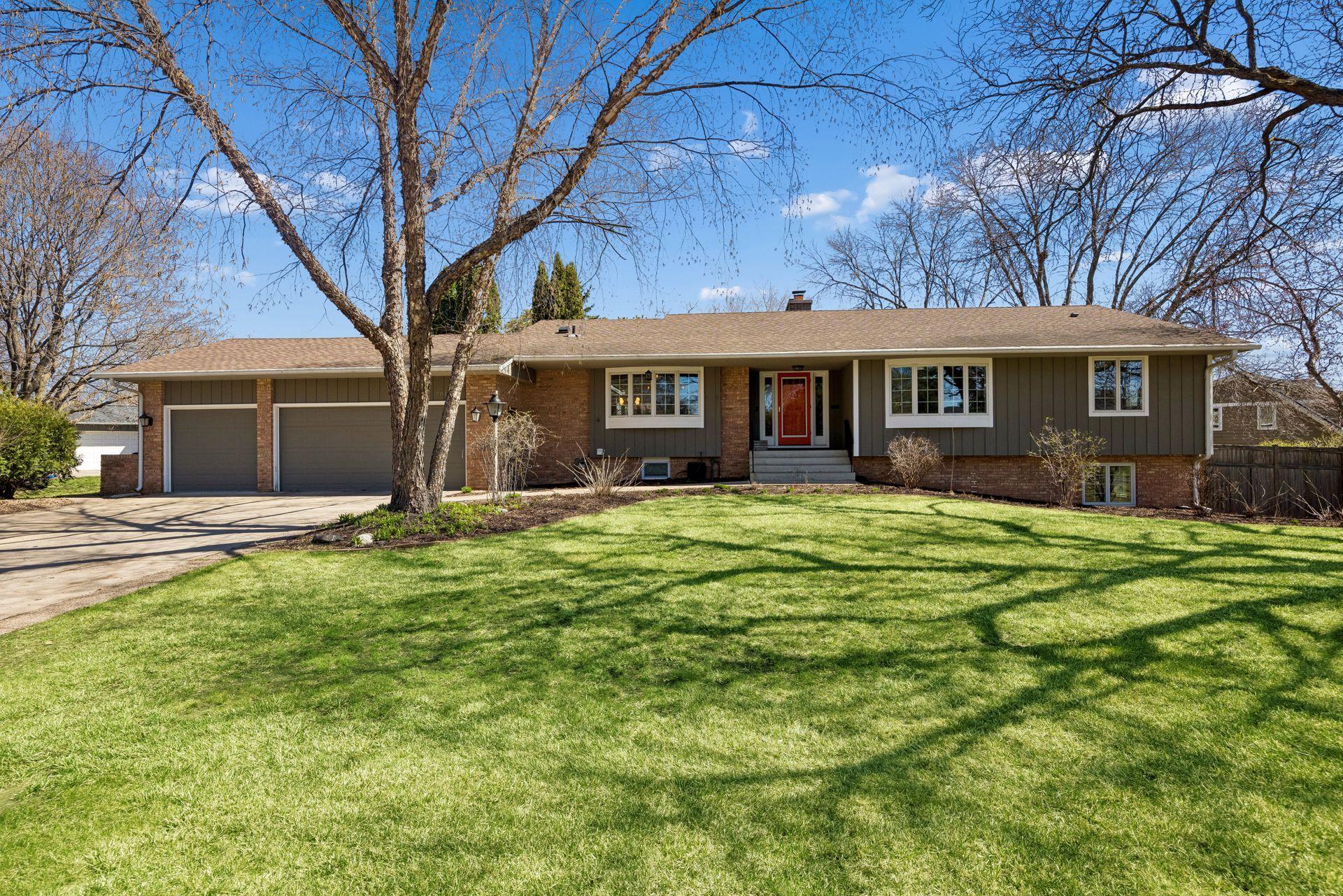 7015 Lanham Lane