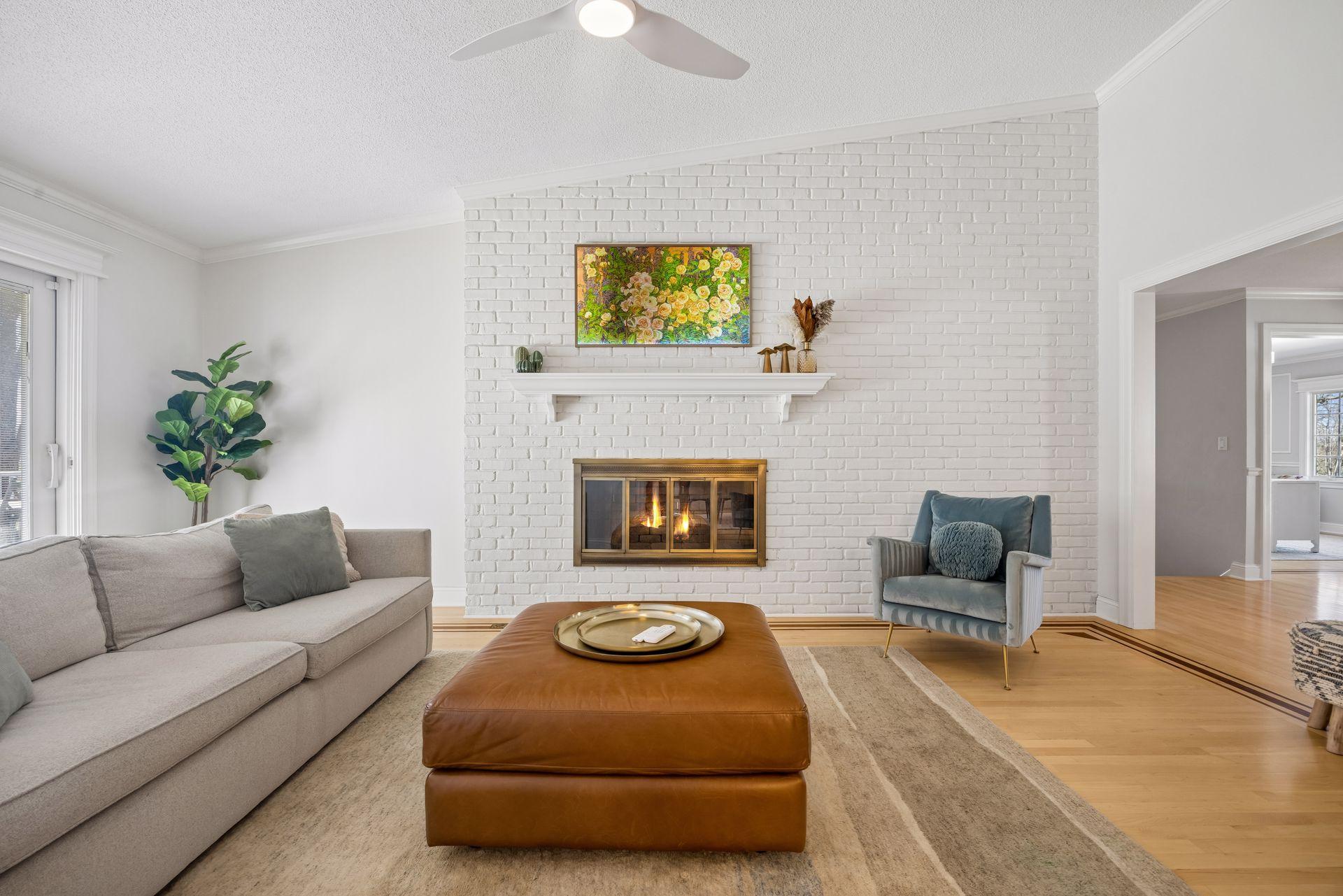 7015 Lanham Lane