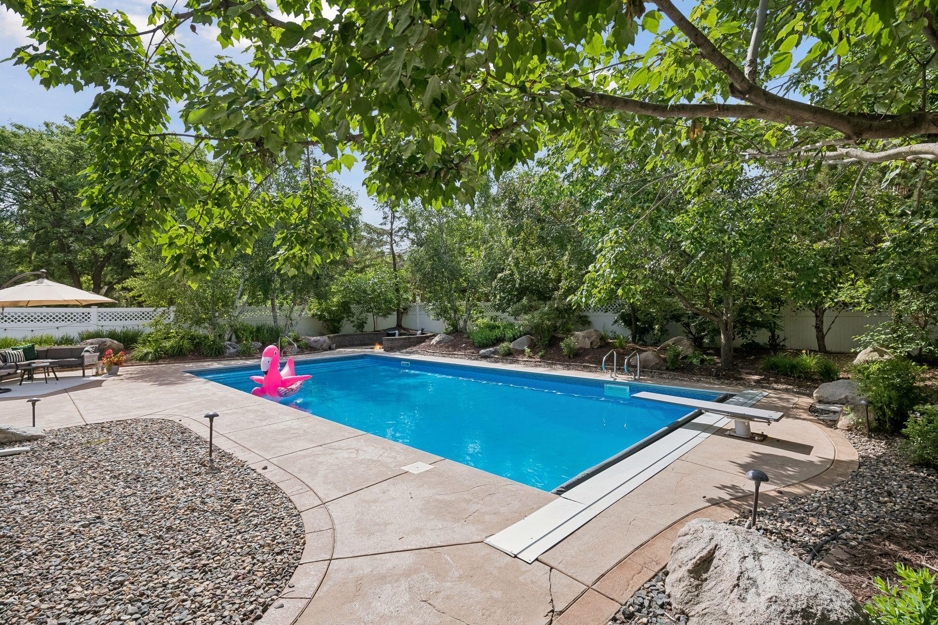 1917 Dixon Drive