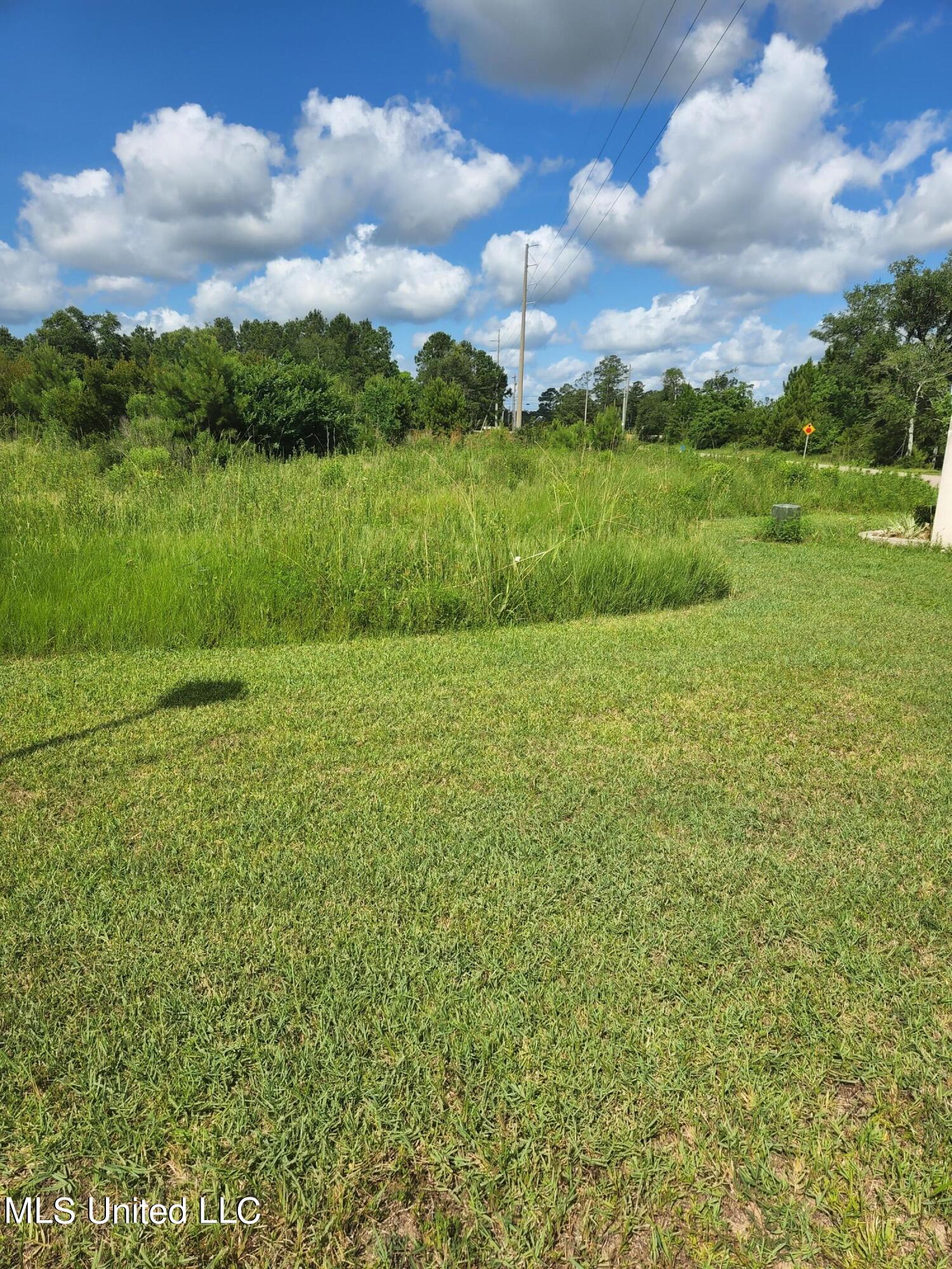 O Atlantis Drive, 19