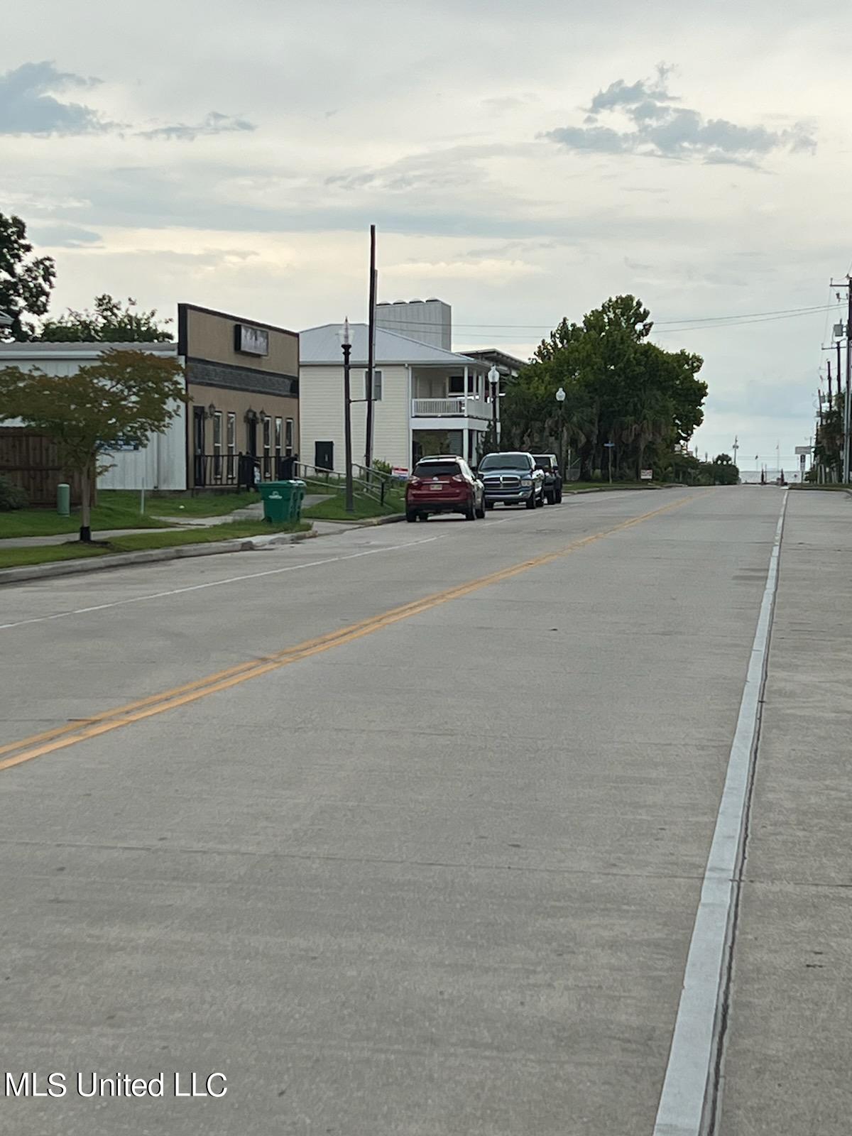 317 & 319 Coleman Avenue