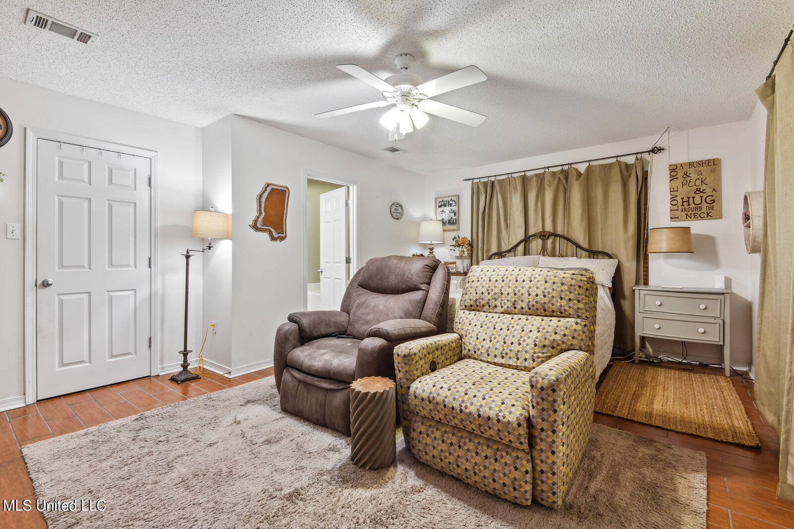 108220 Kapalama Drive