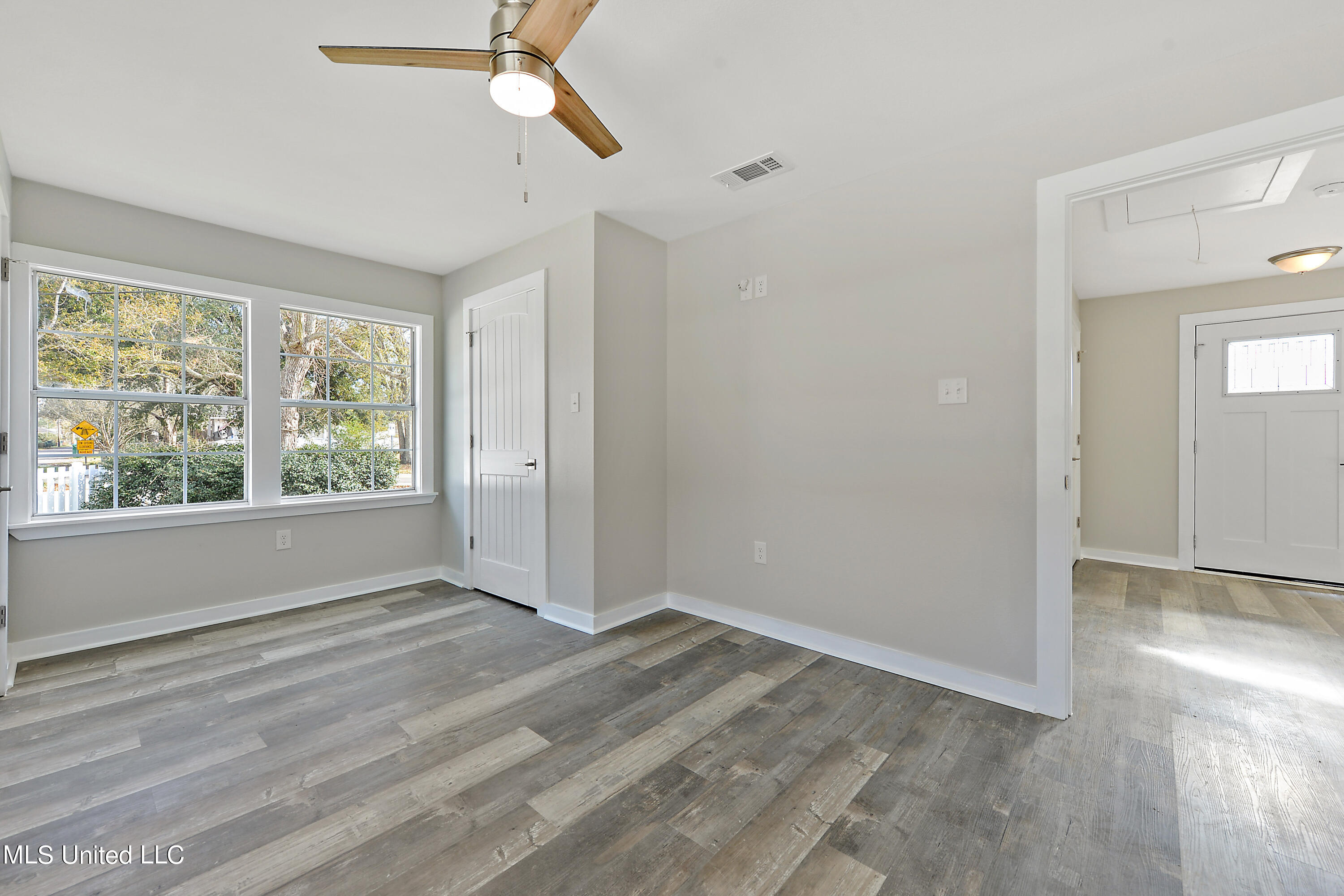 715 Old Spanish Trail