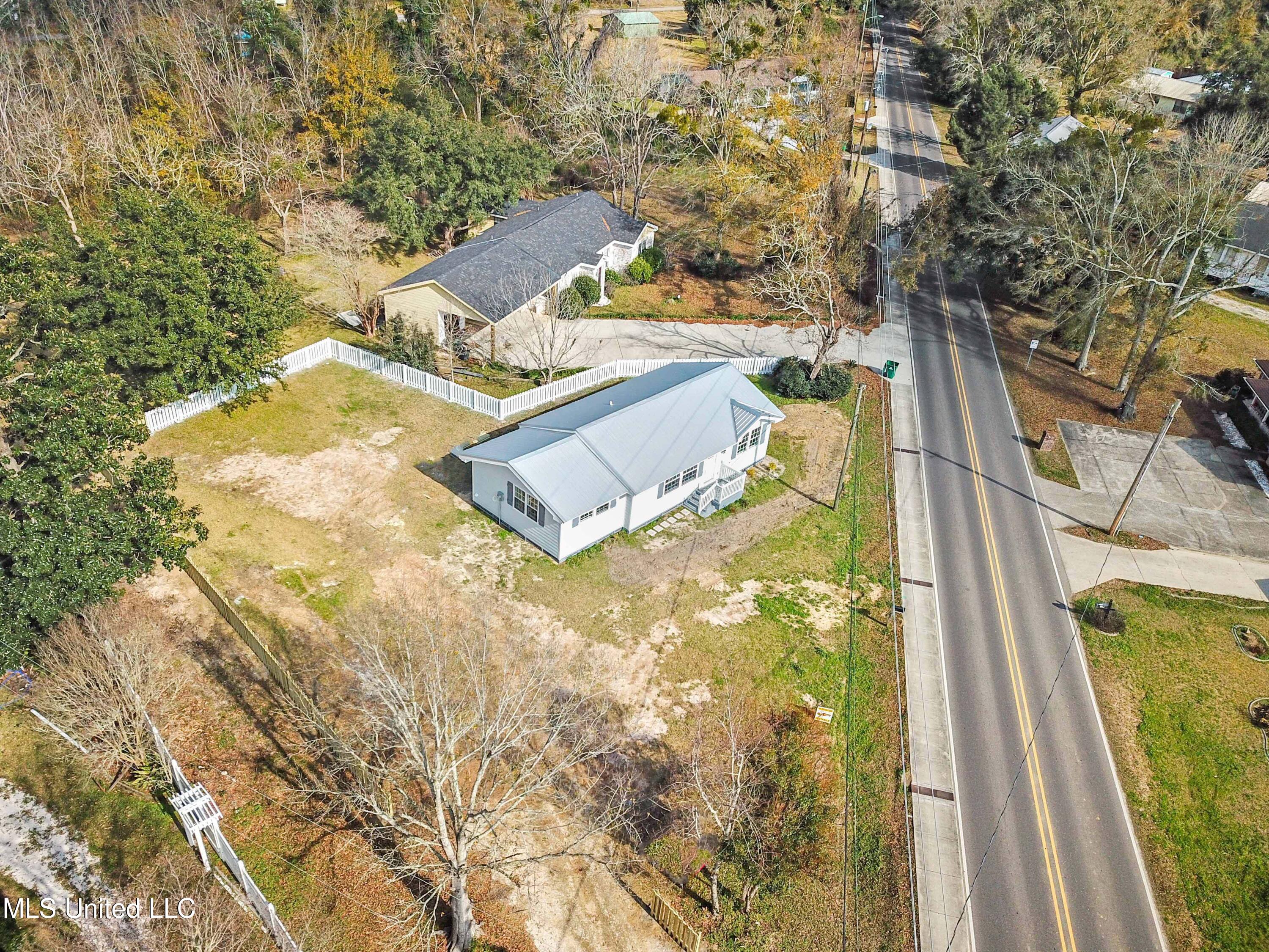 715 Old Spanish Trail