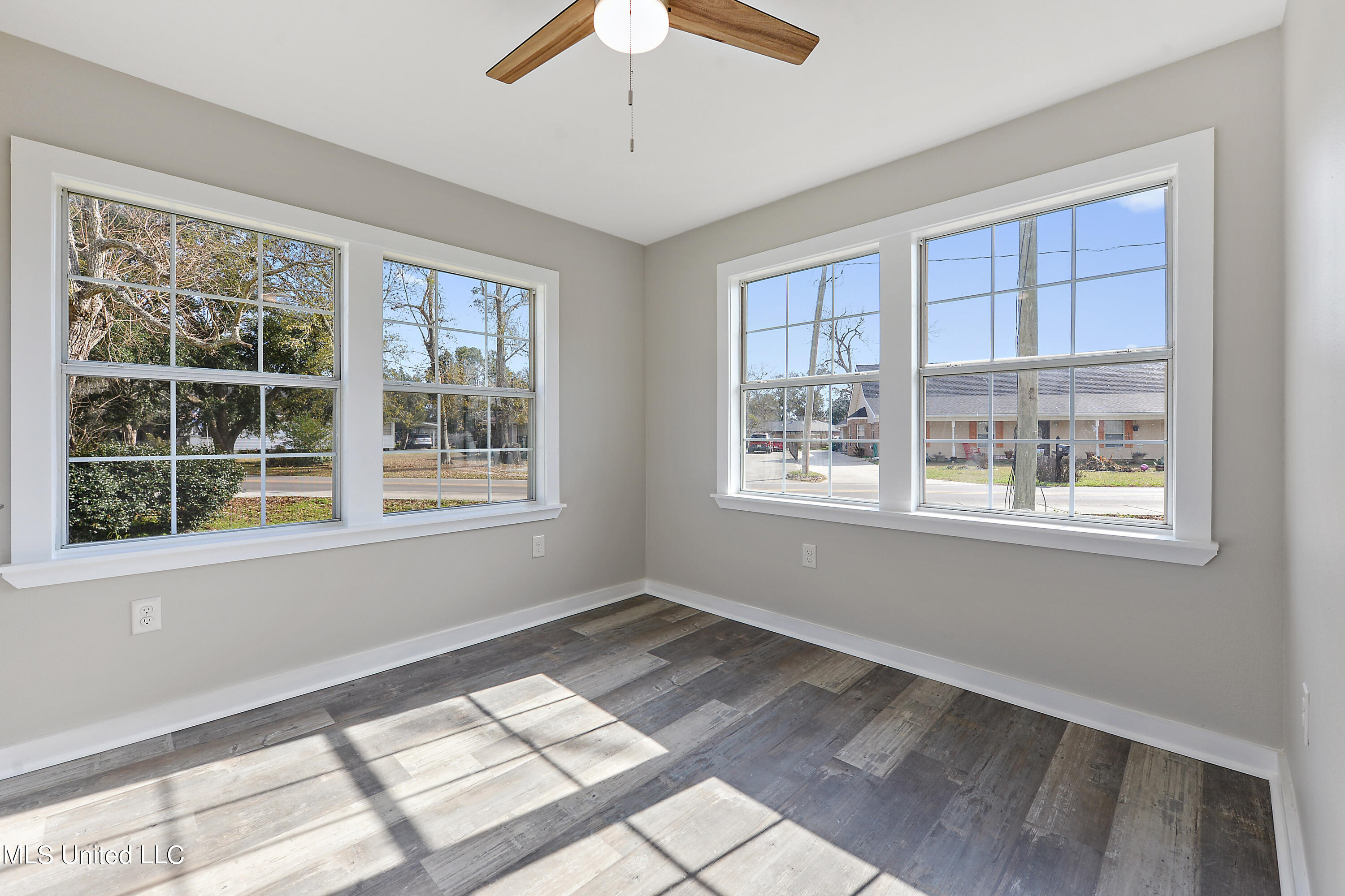 715 Old Spanish Trail