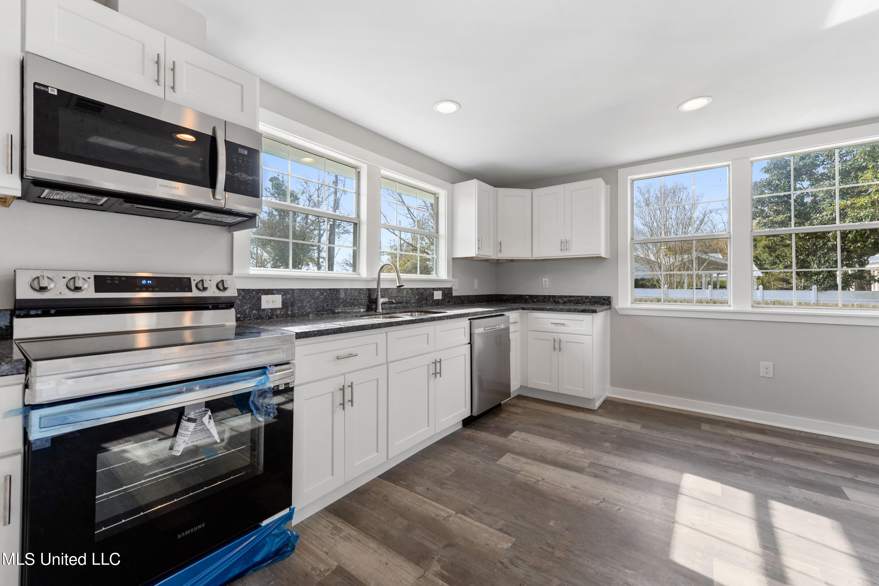 715 Old Spanish Trail