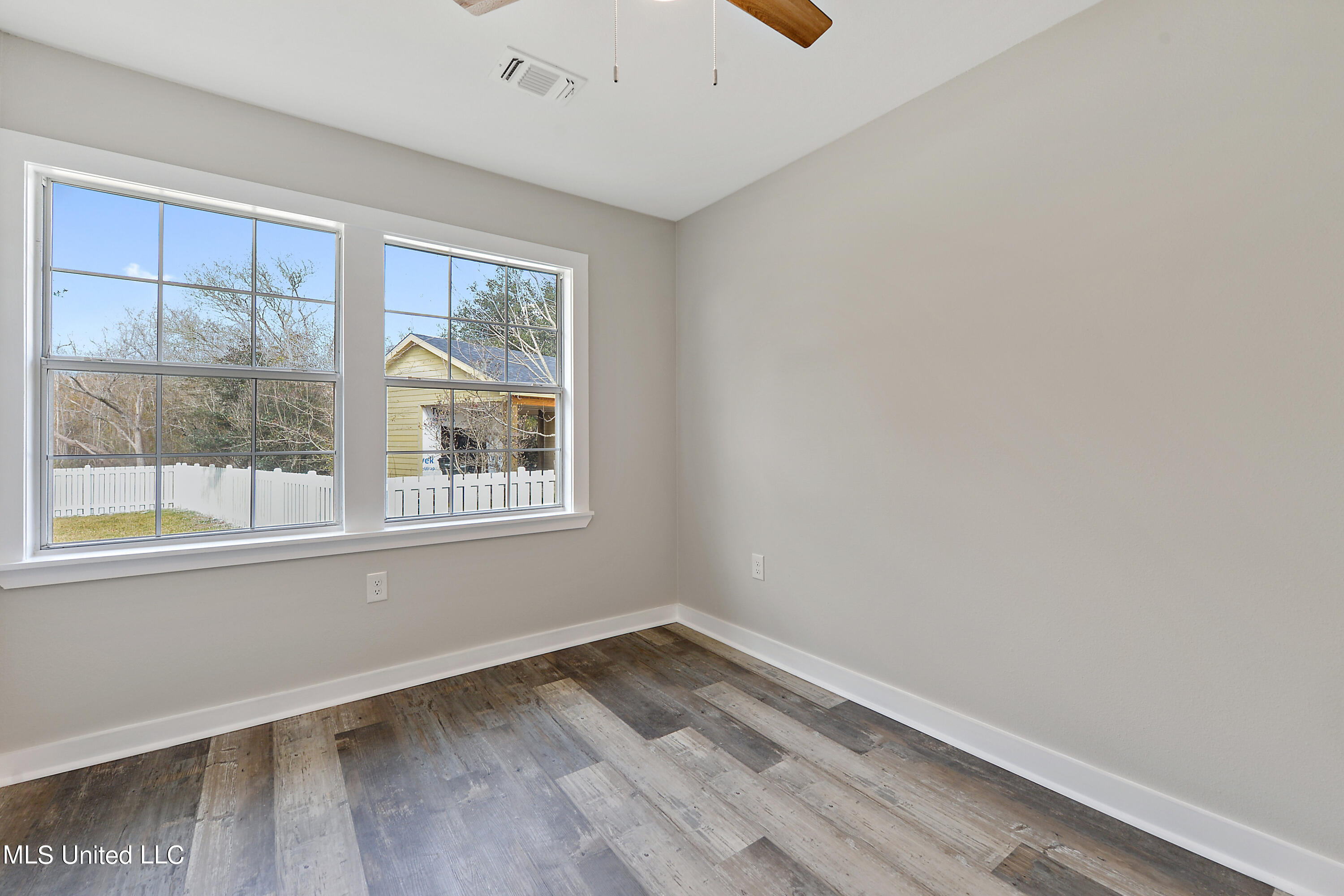 715 Old Spanish Trail