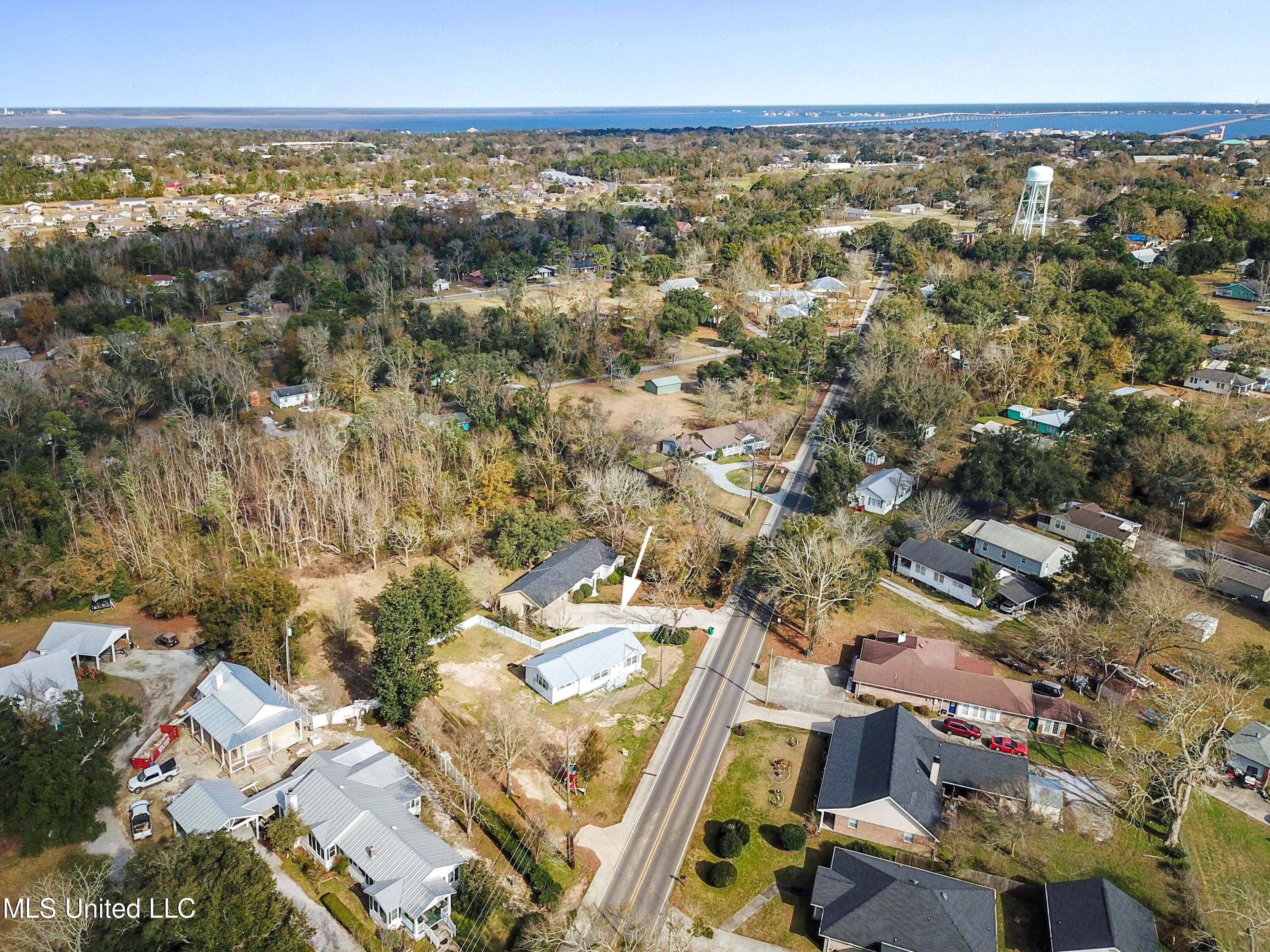 715 Old Spanish Trail