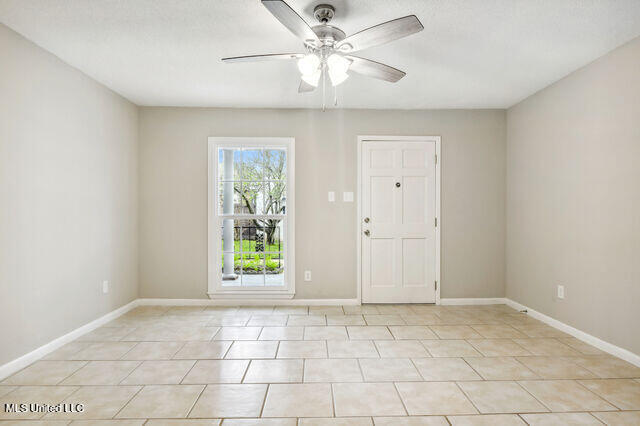 2501 Gulf Avenue, 25