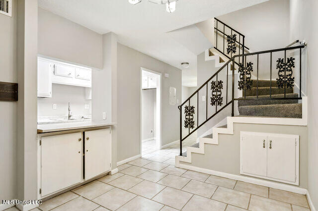 2501 Gulf Avenue, 25