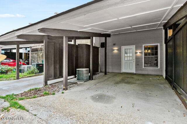 2501 Gulf Avenue, 25