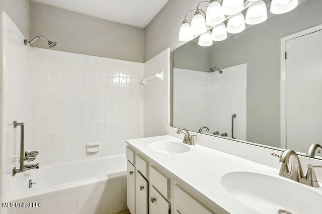 2501 Gulf Avenue, 25