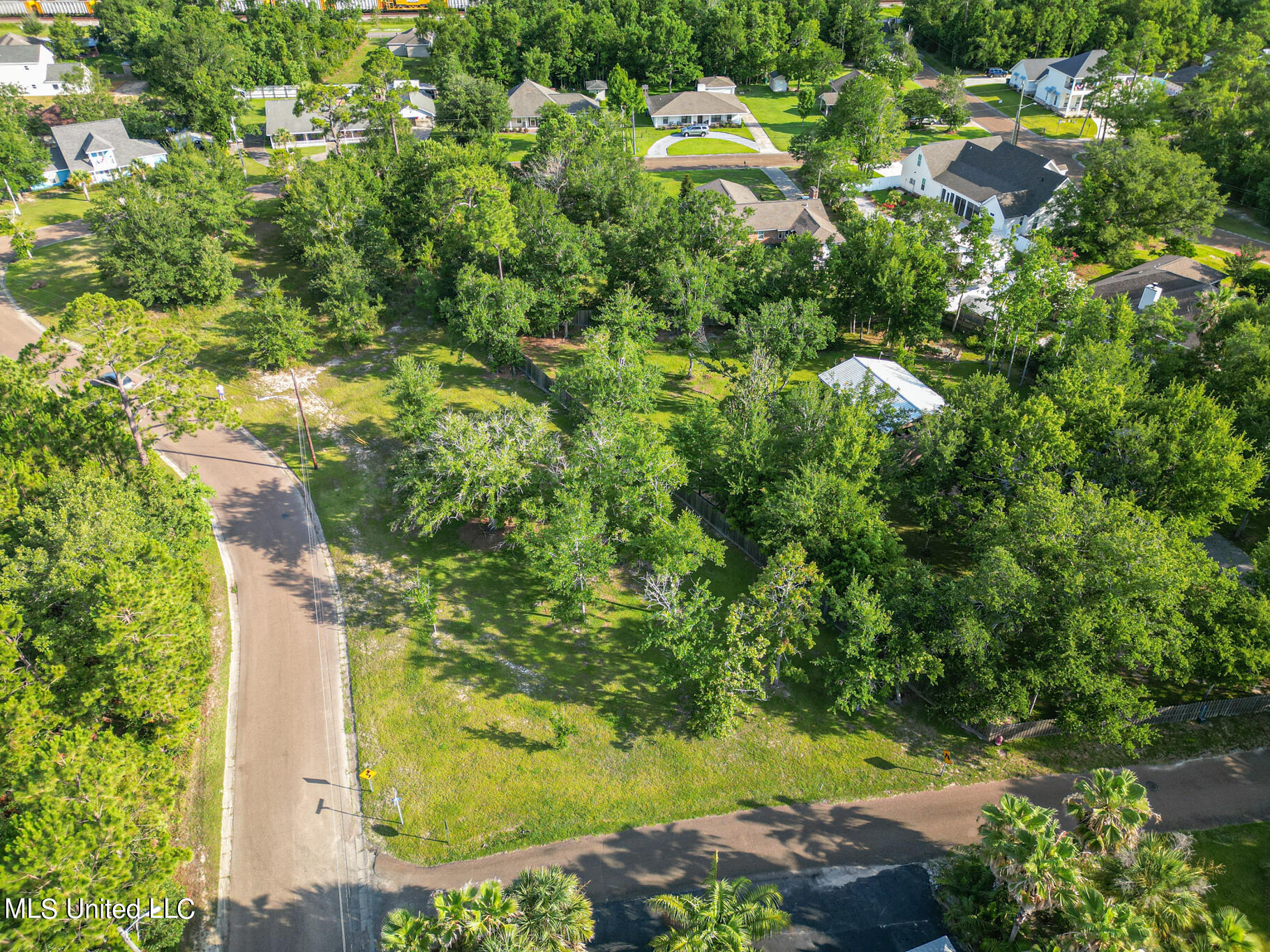 000 Whispering Pines Drive