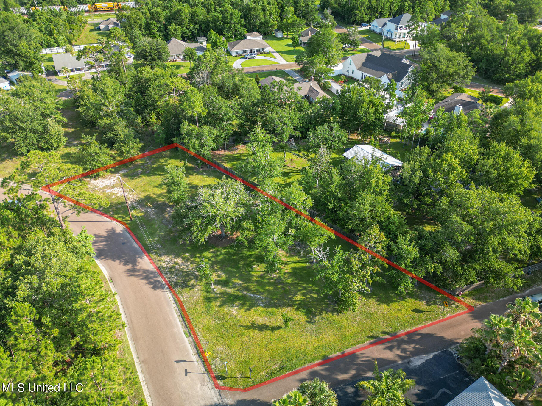 000 Whispering Pines Drive