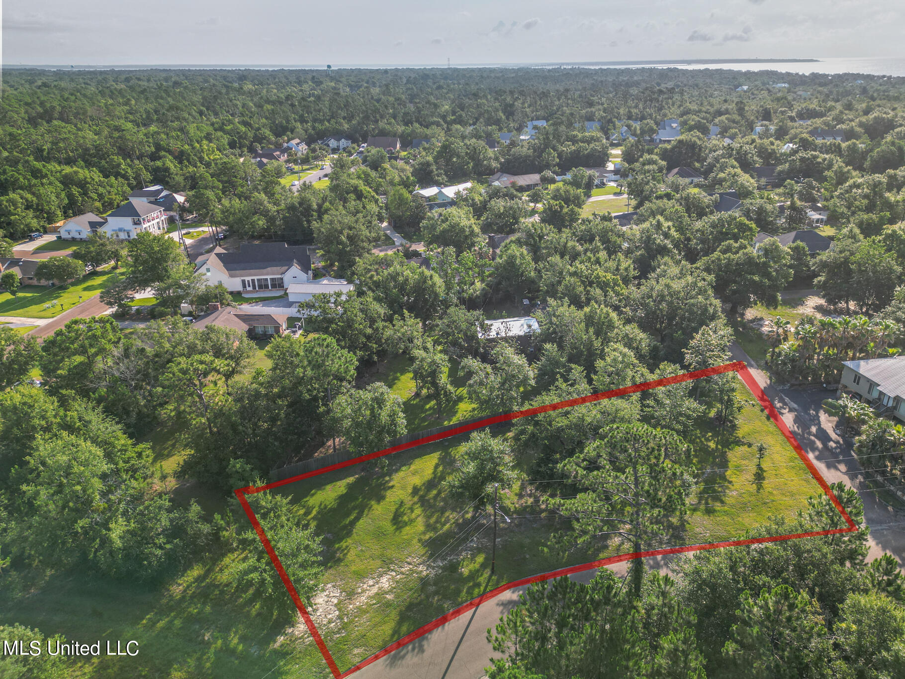 000 Whispering Pines Drive