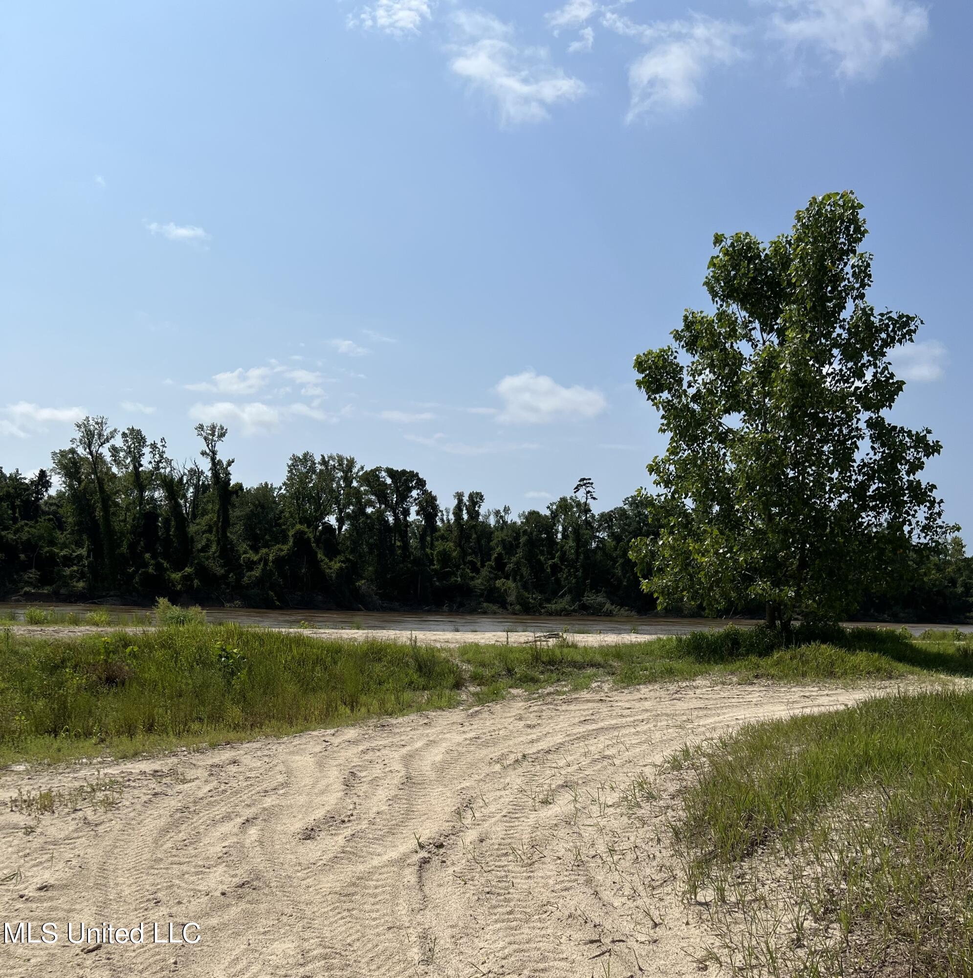 173 Pascagoula River Drive