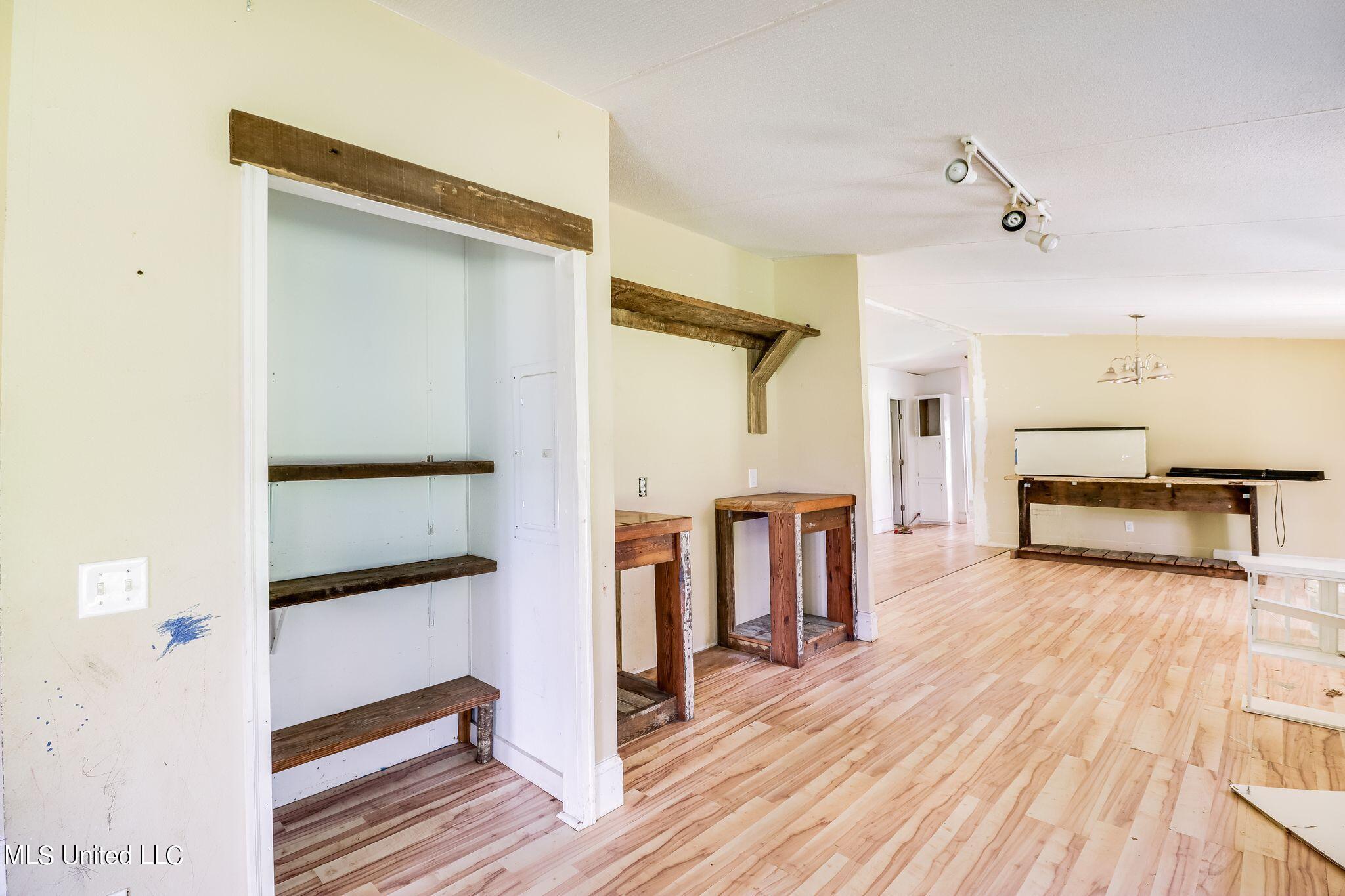 27149 D V Moran Road