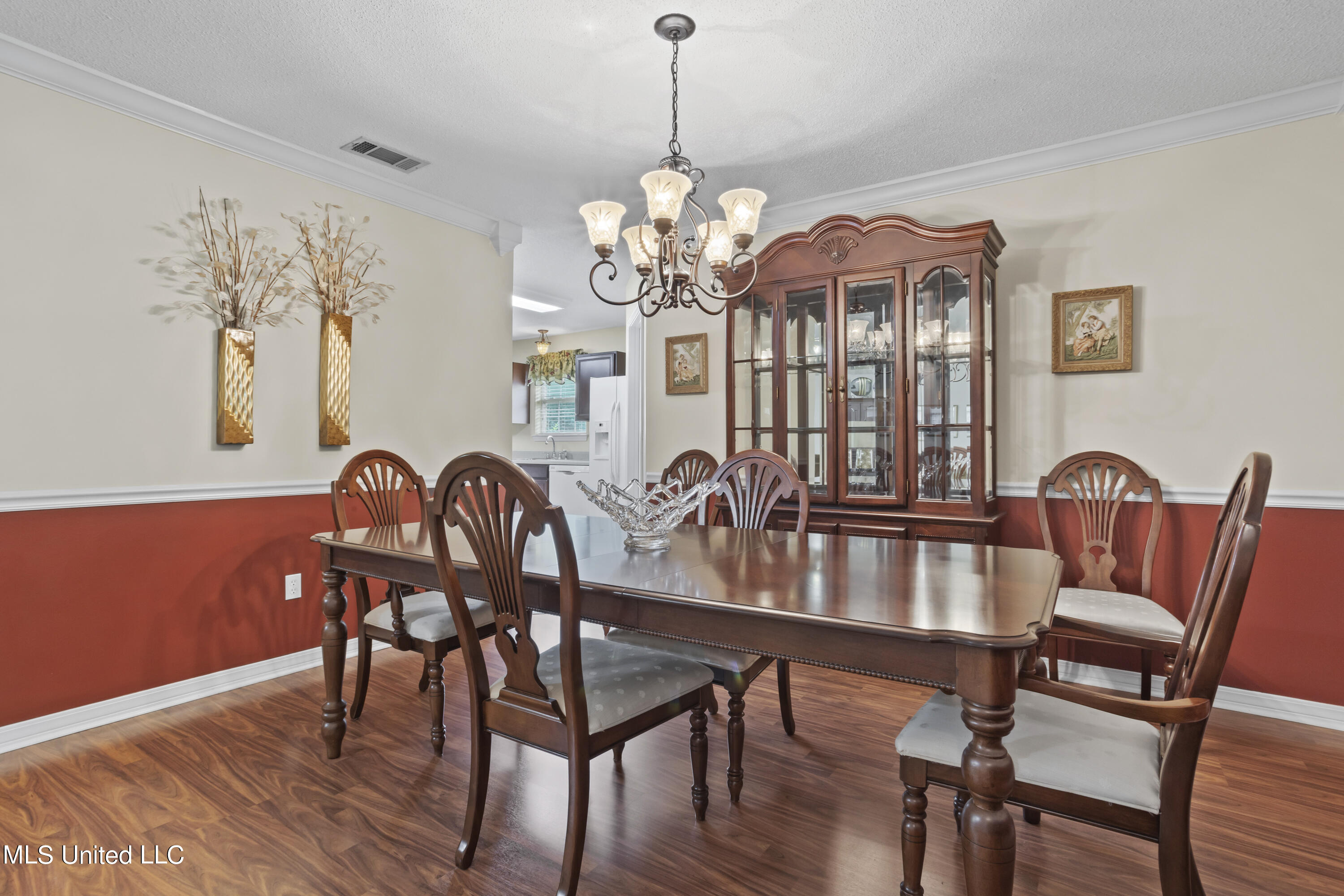 3122 Shadow Wood Drive