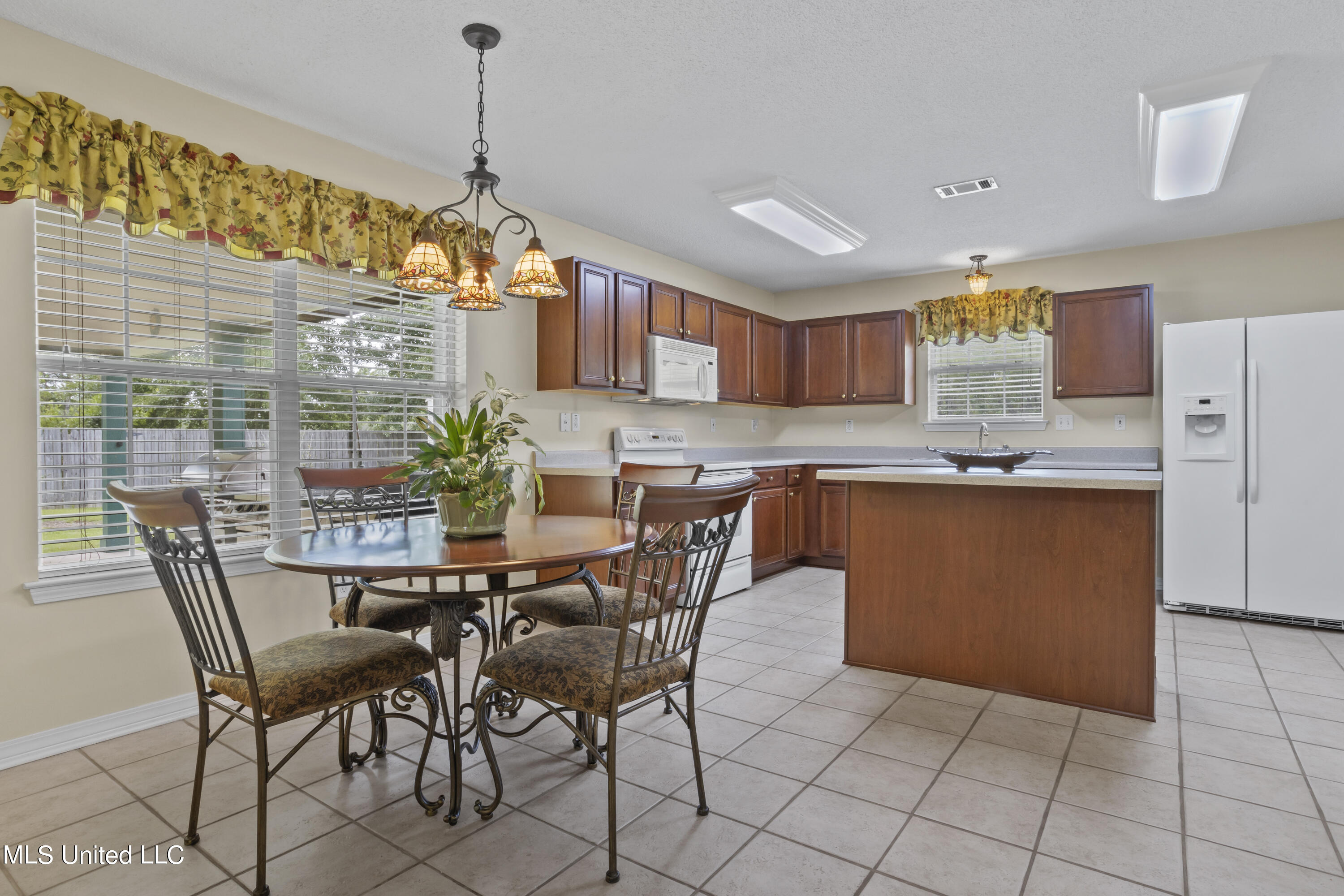 3122 Shadow Wood Drive