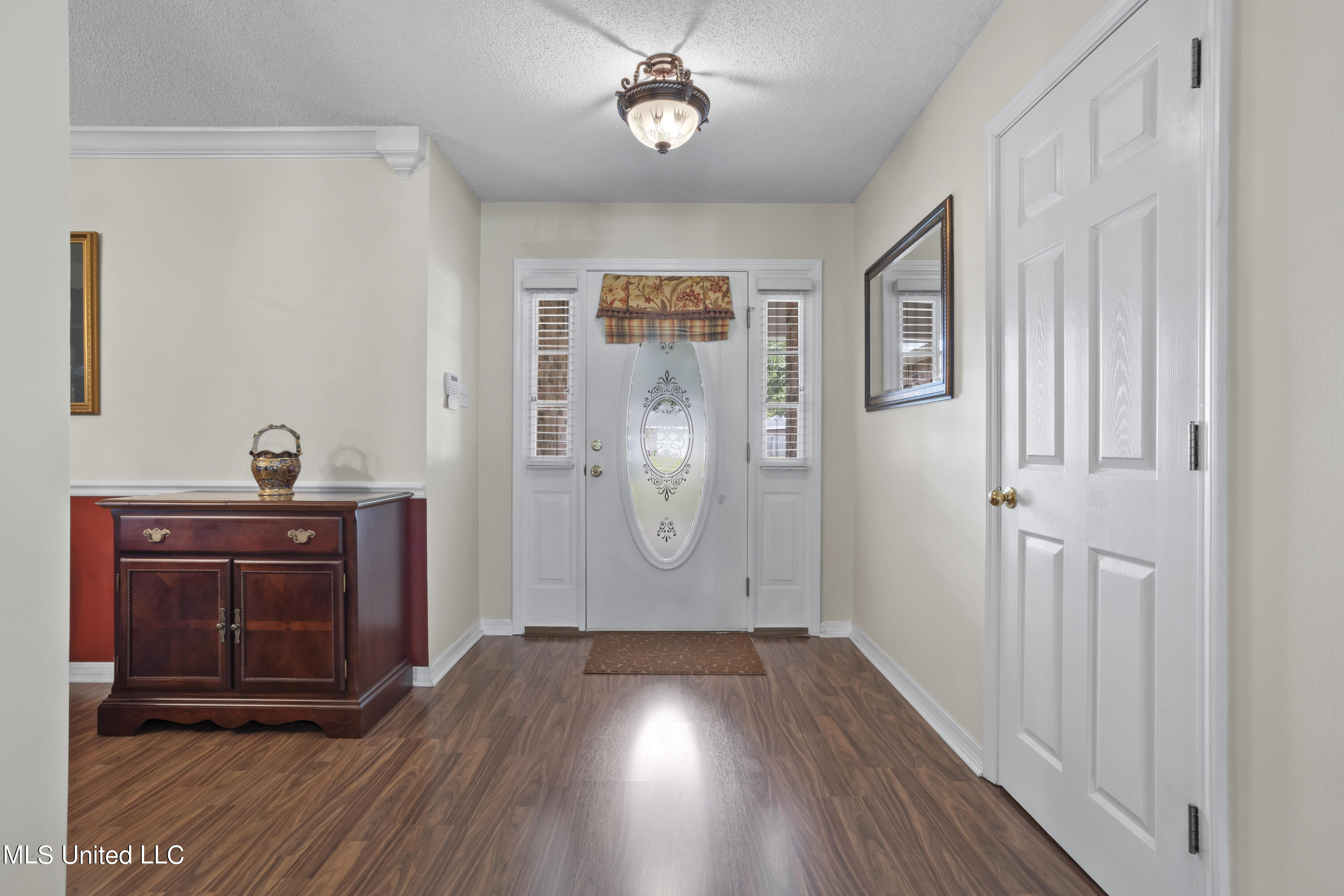 3122 Shadow Wood Drive