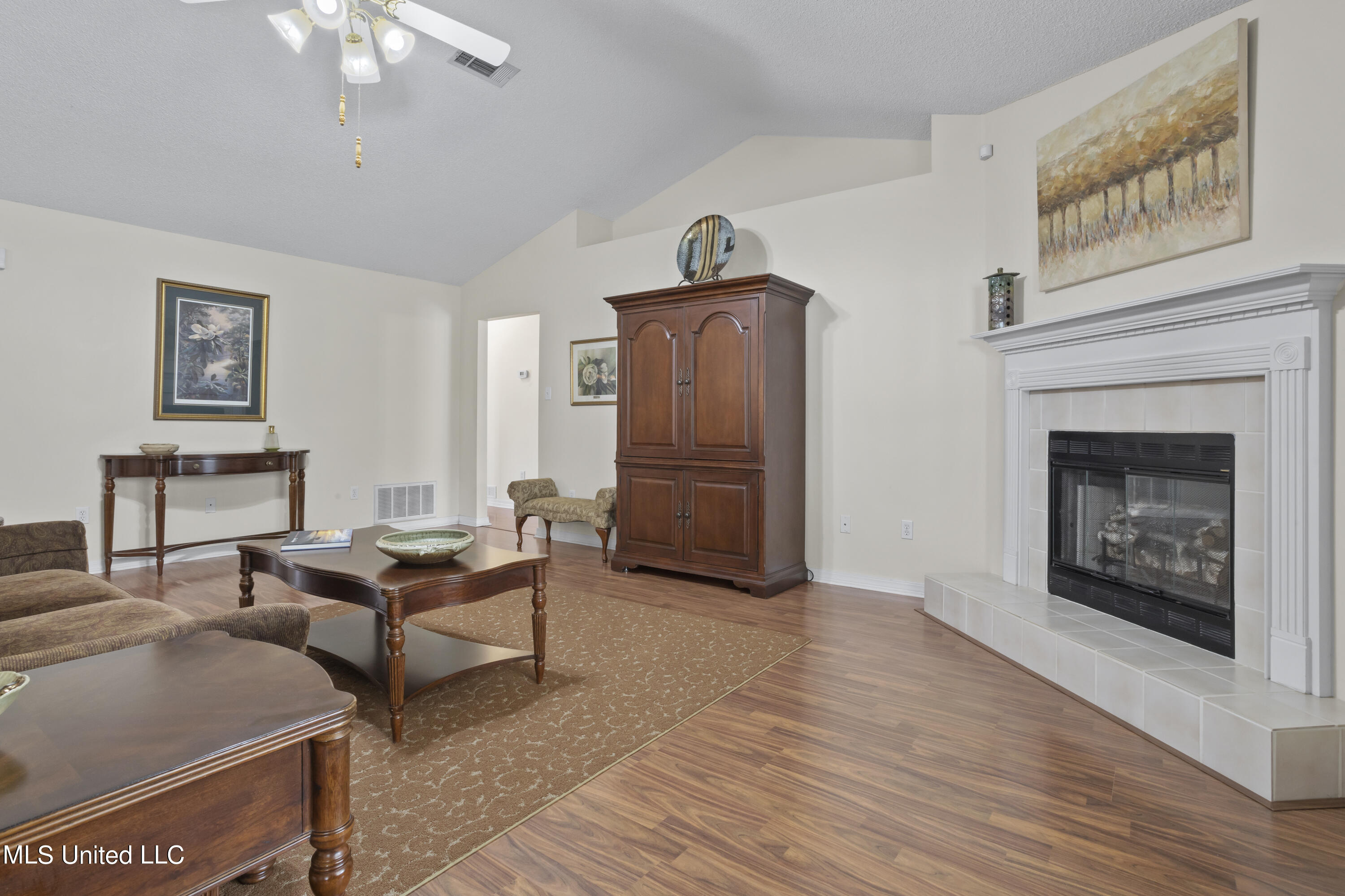 3122 Shadow Wood Drive