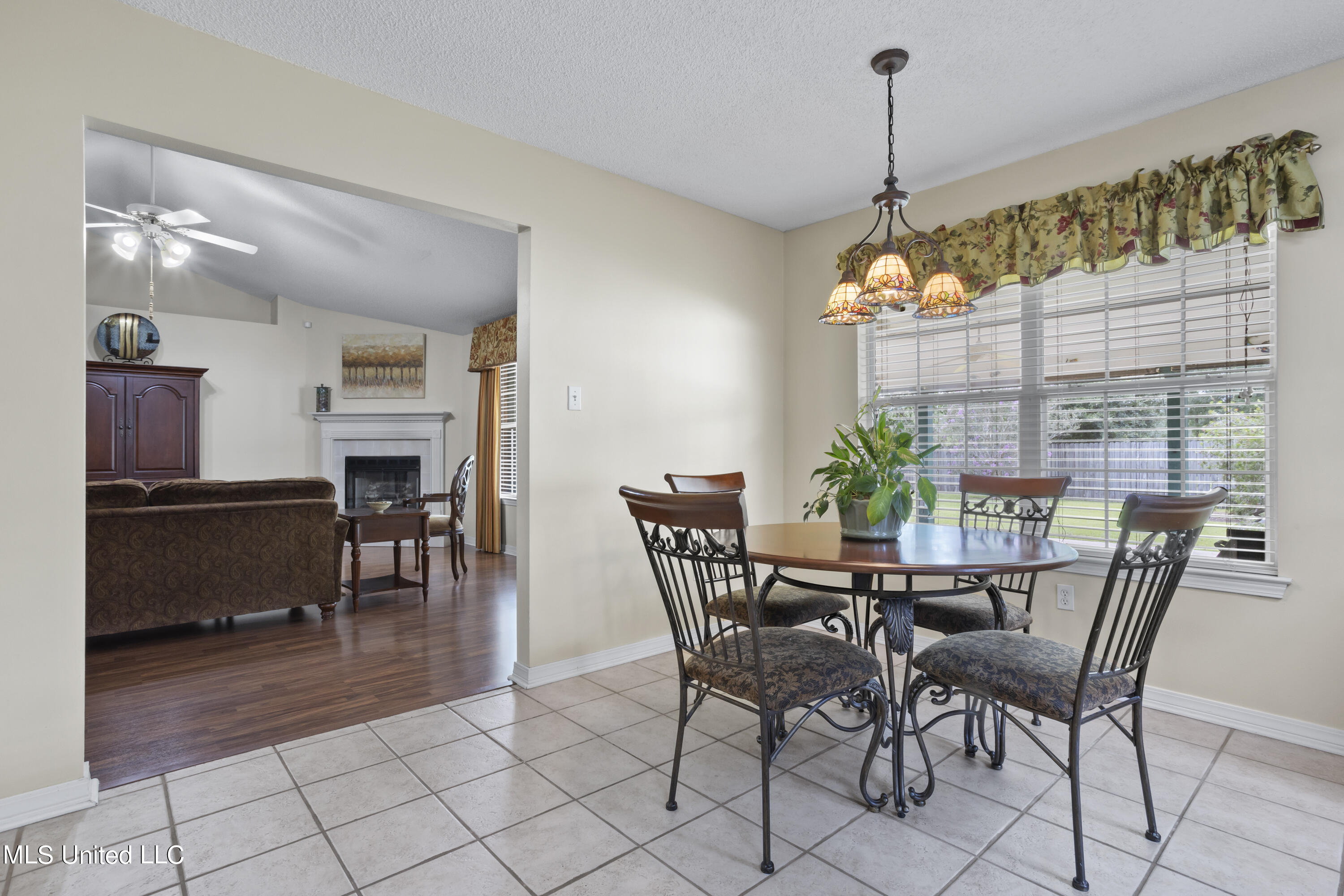 3122 Shadow Wood Drive