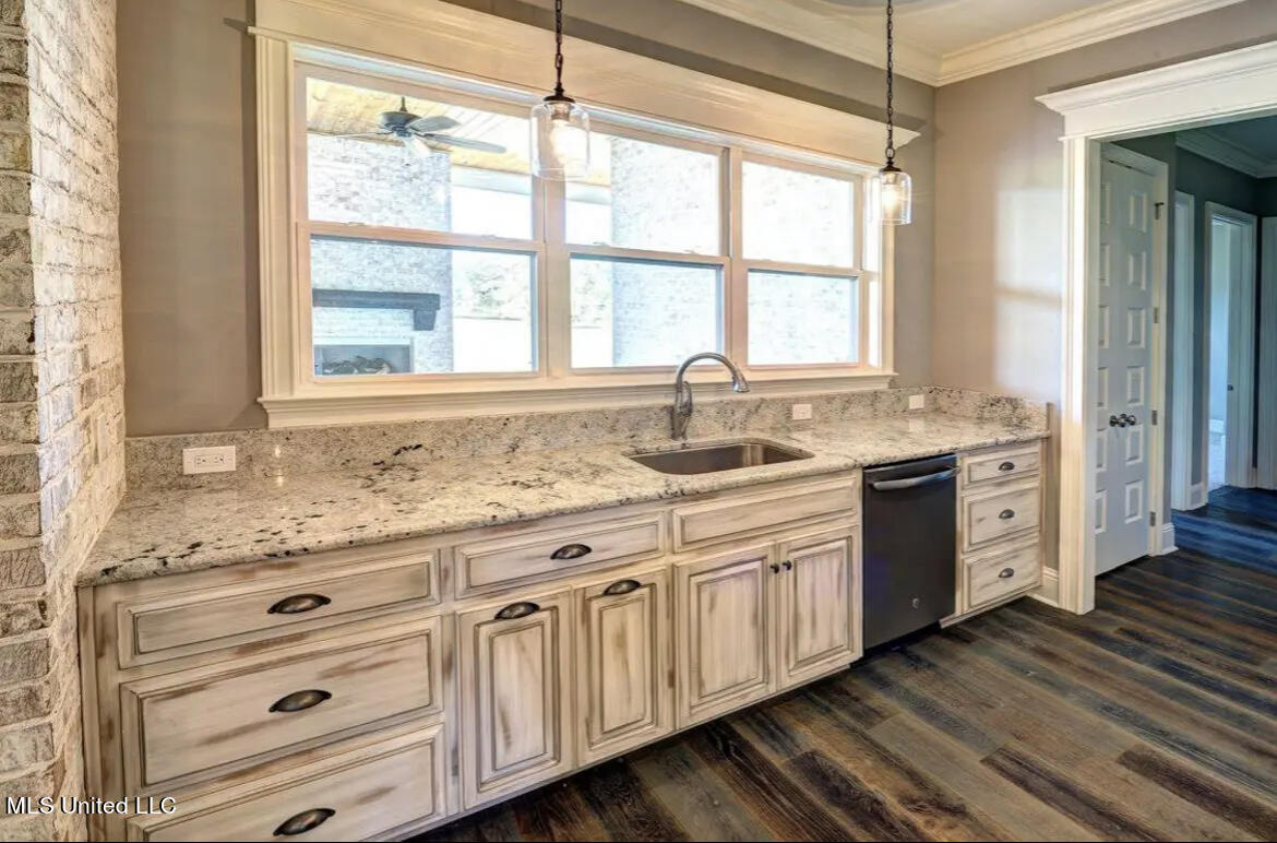 23111 Stablewood Circle