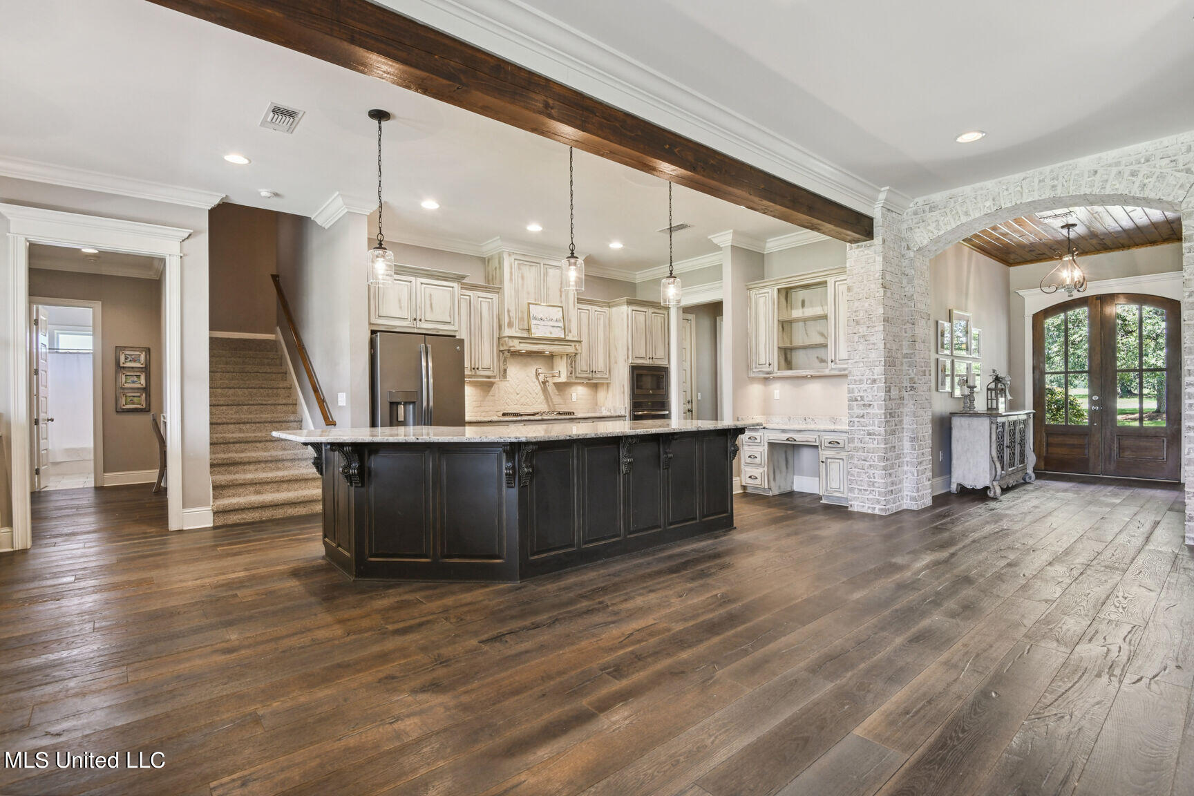 23111 Stablewood Circle