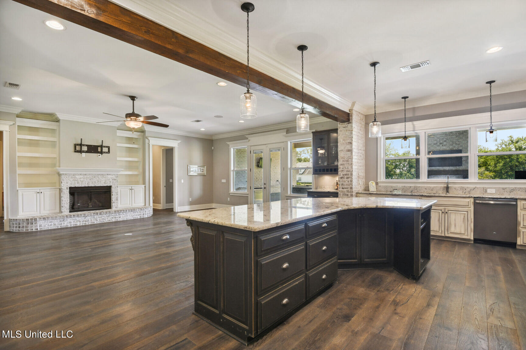 23111 Stablewood Circle