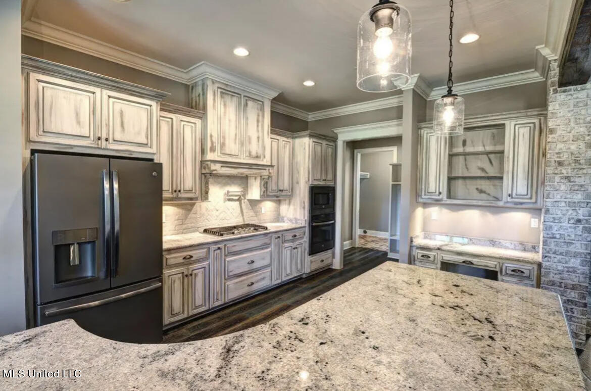 23111 Stablewood Circle