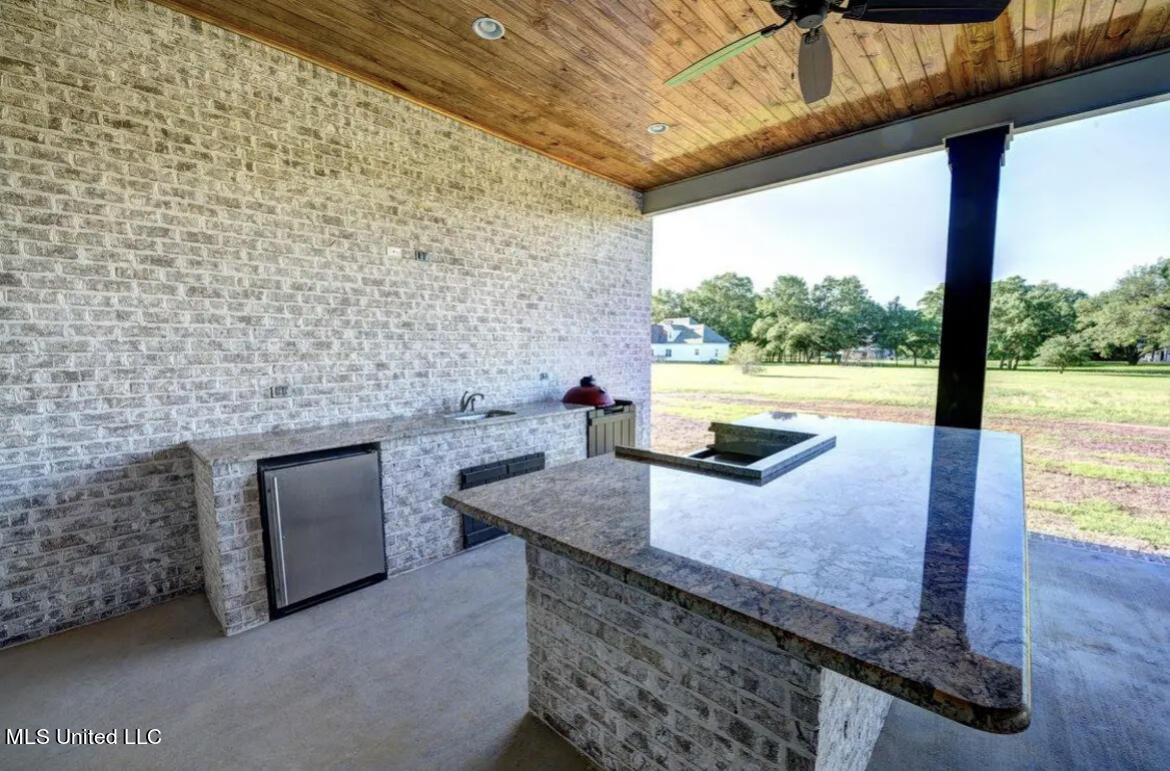 23111 Stablewood Circle