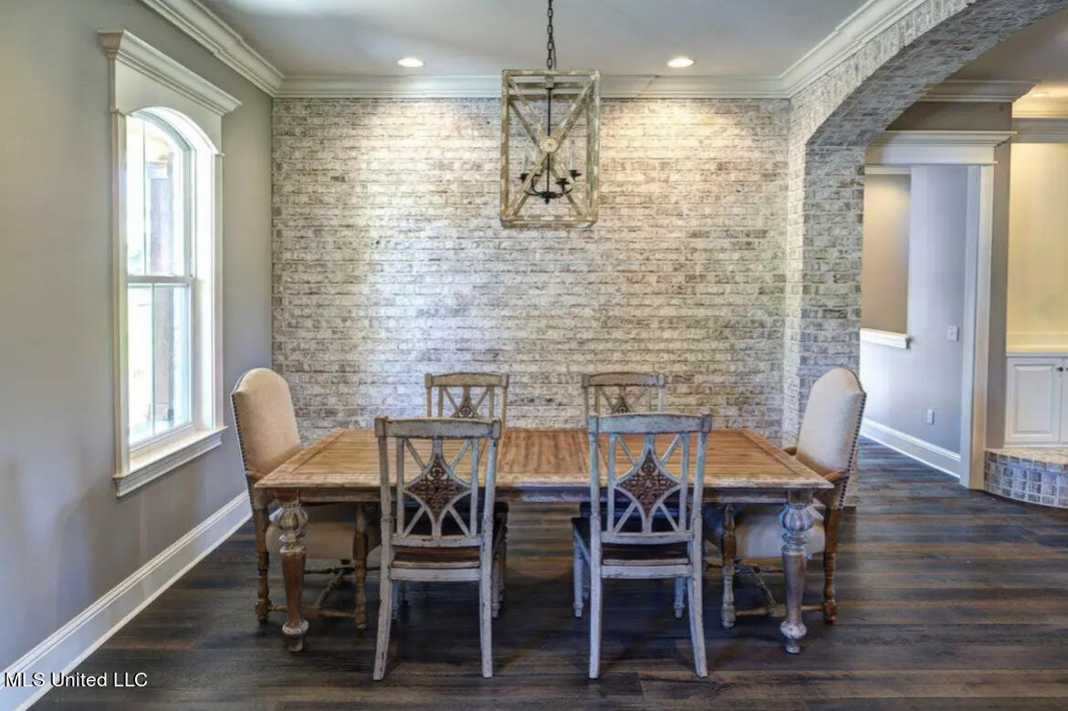 23111 Stablewood Circle