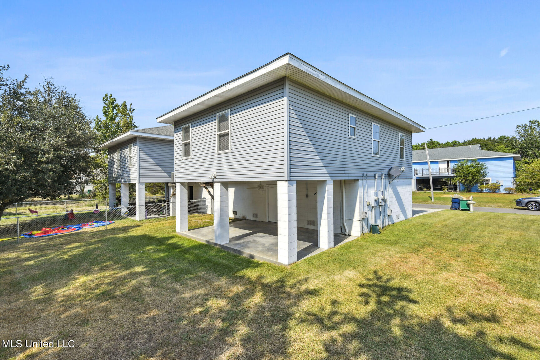 10013 Joe'S Bayou Road, 10015