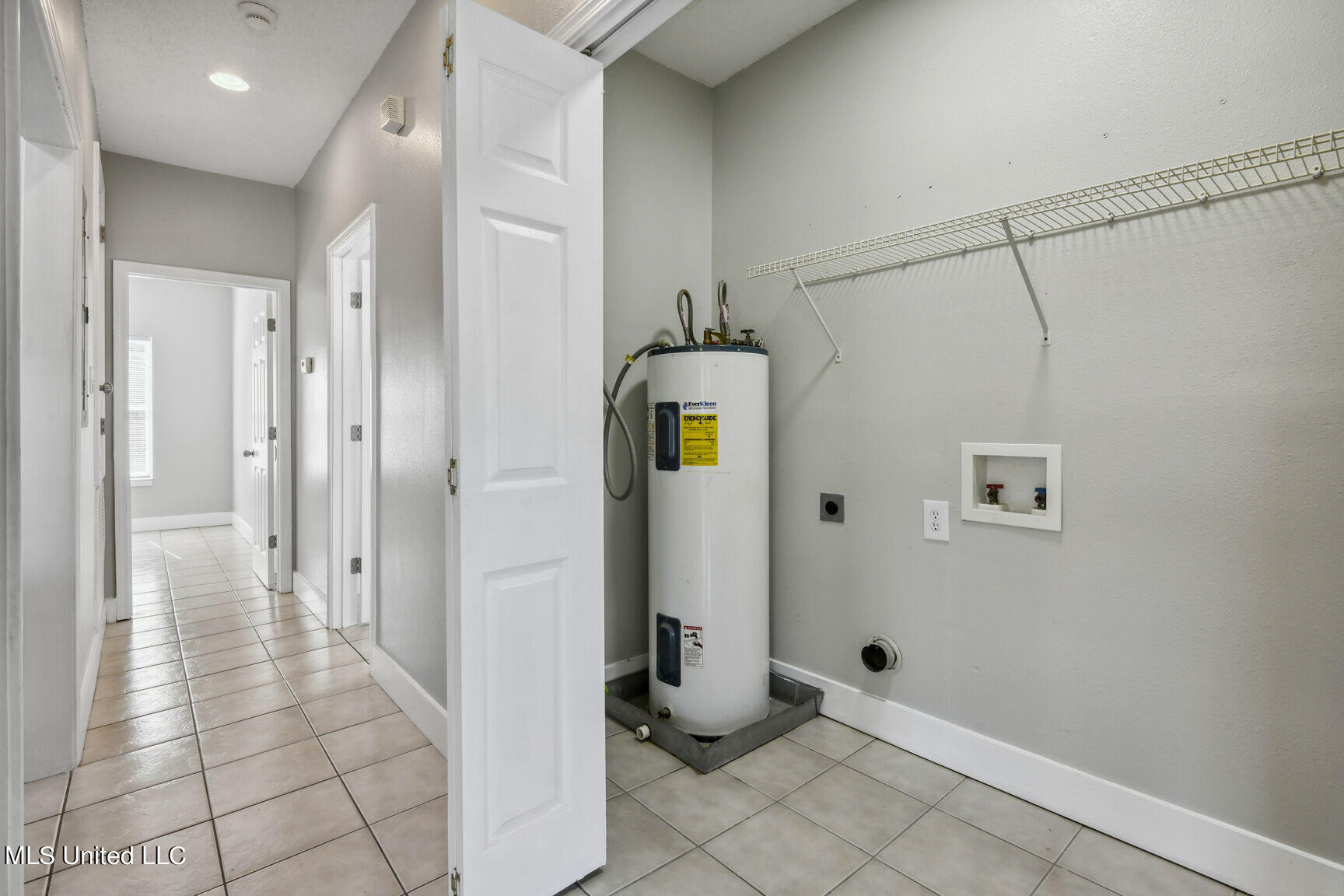 10013 Joe'S Bayou Road, 10015