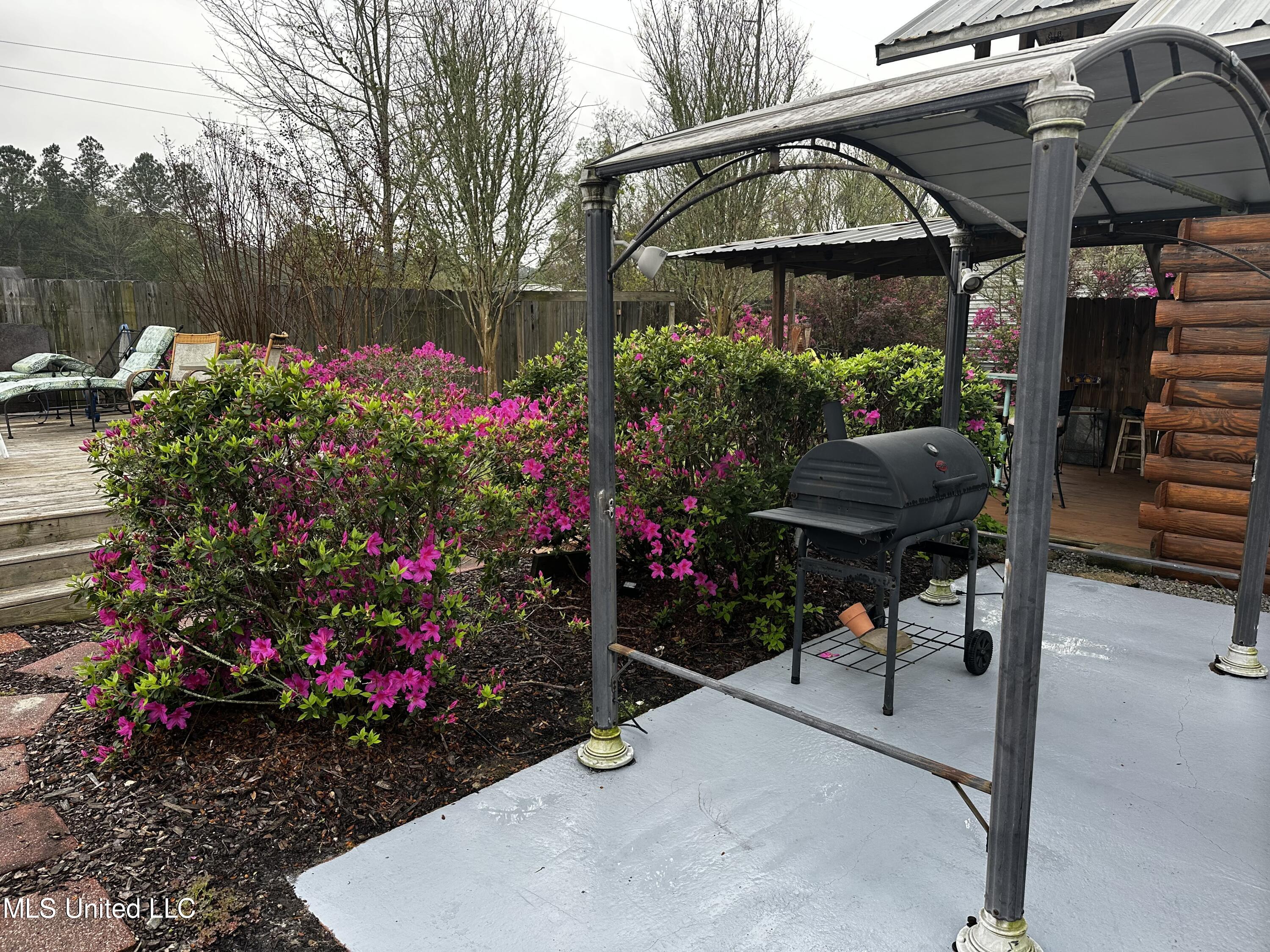 1815 Nicholson Avenue