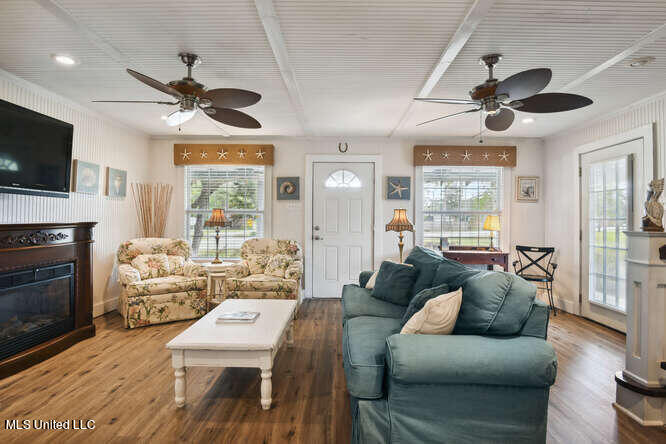 1815 Nicholson Avenue