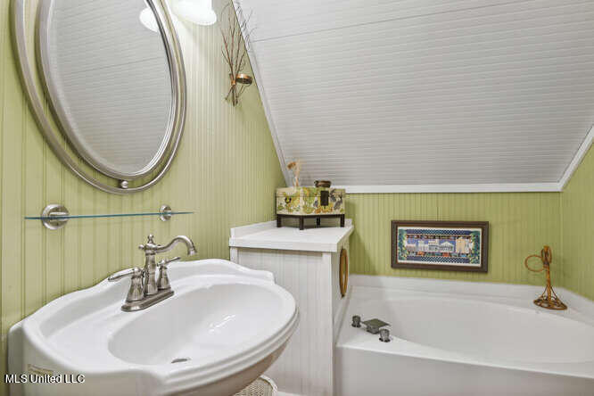 1815 Nicholson Avenue