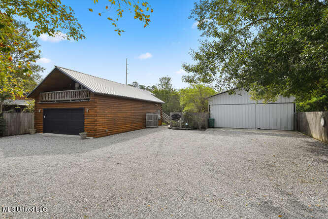 1815 Nicholson Avenue