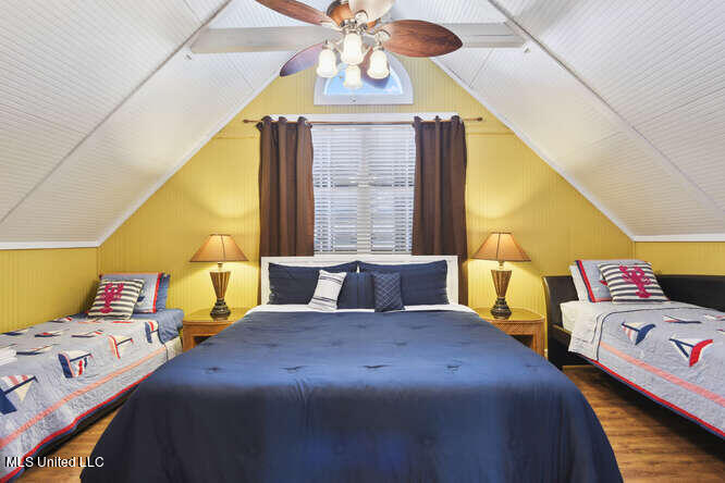 1815 Nicholson Avenue