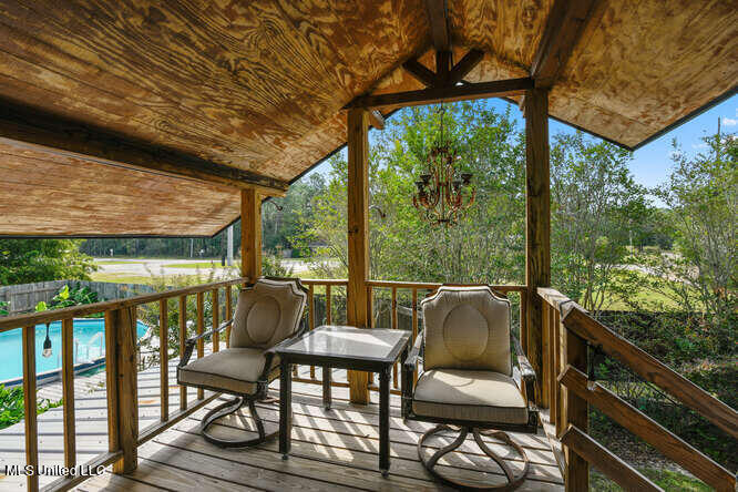 1815 Nicholson Avenue