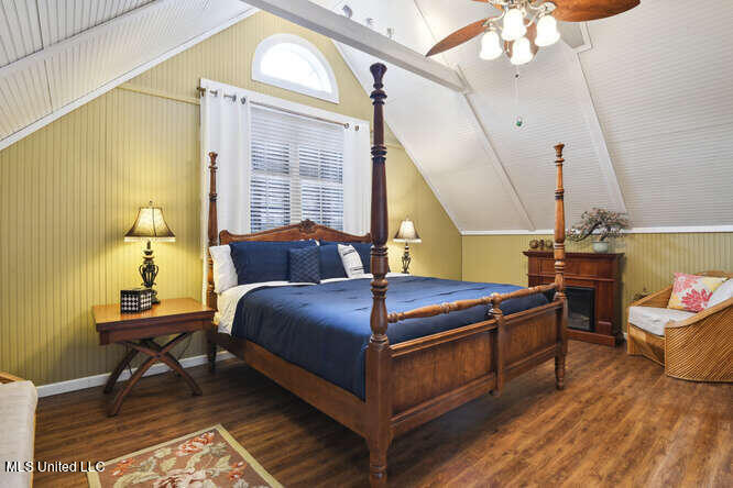 1815 Nicholson Avenue