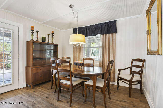 1815 Nicholson Avenue