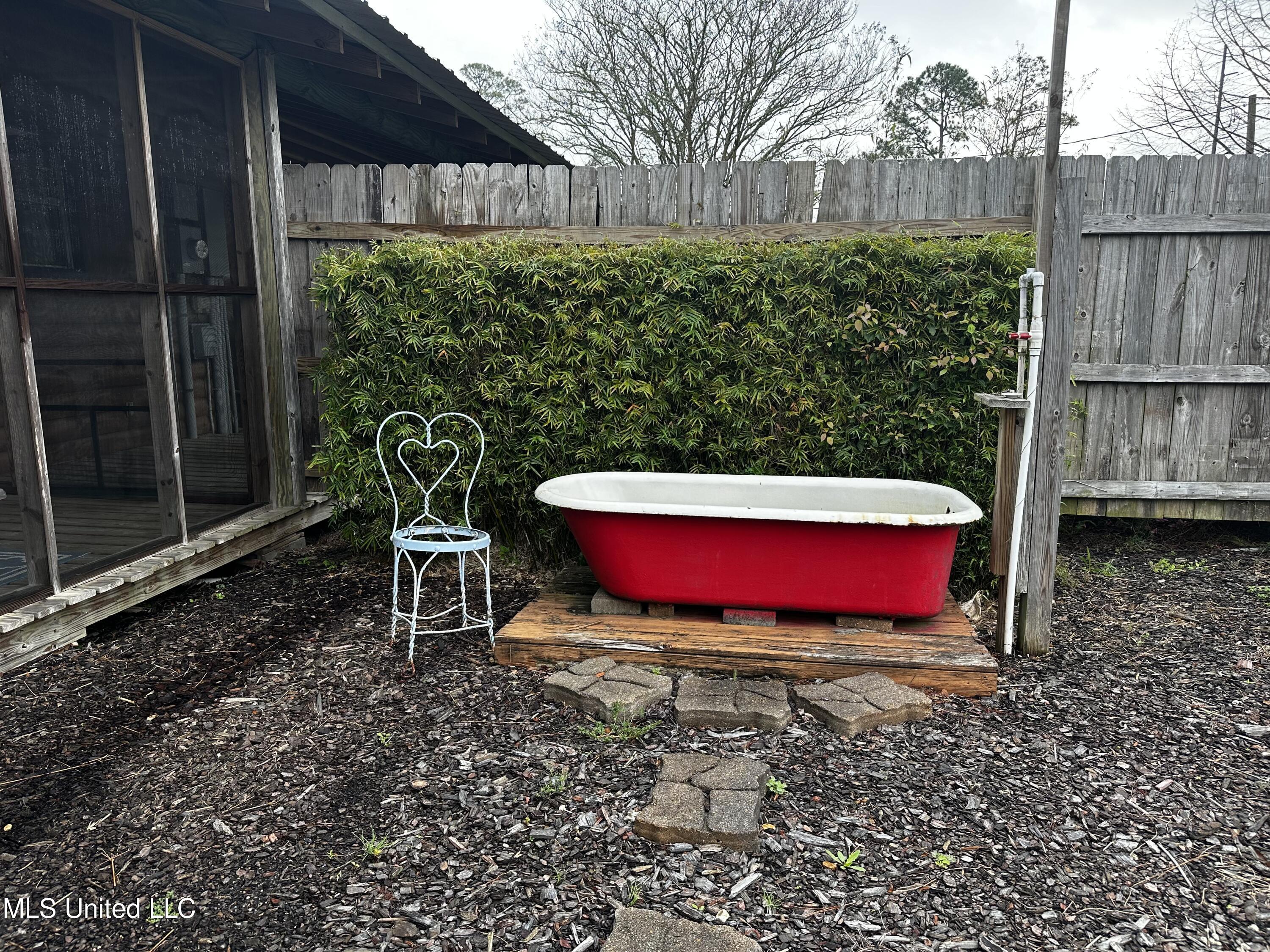 1815 Nicholson Avenue