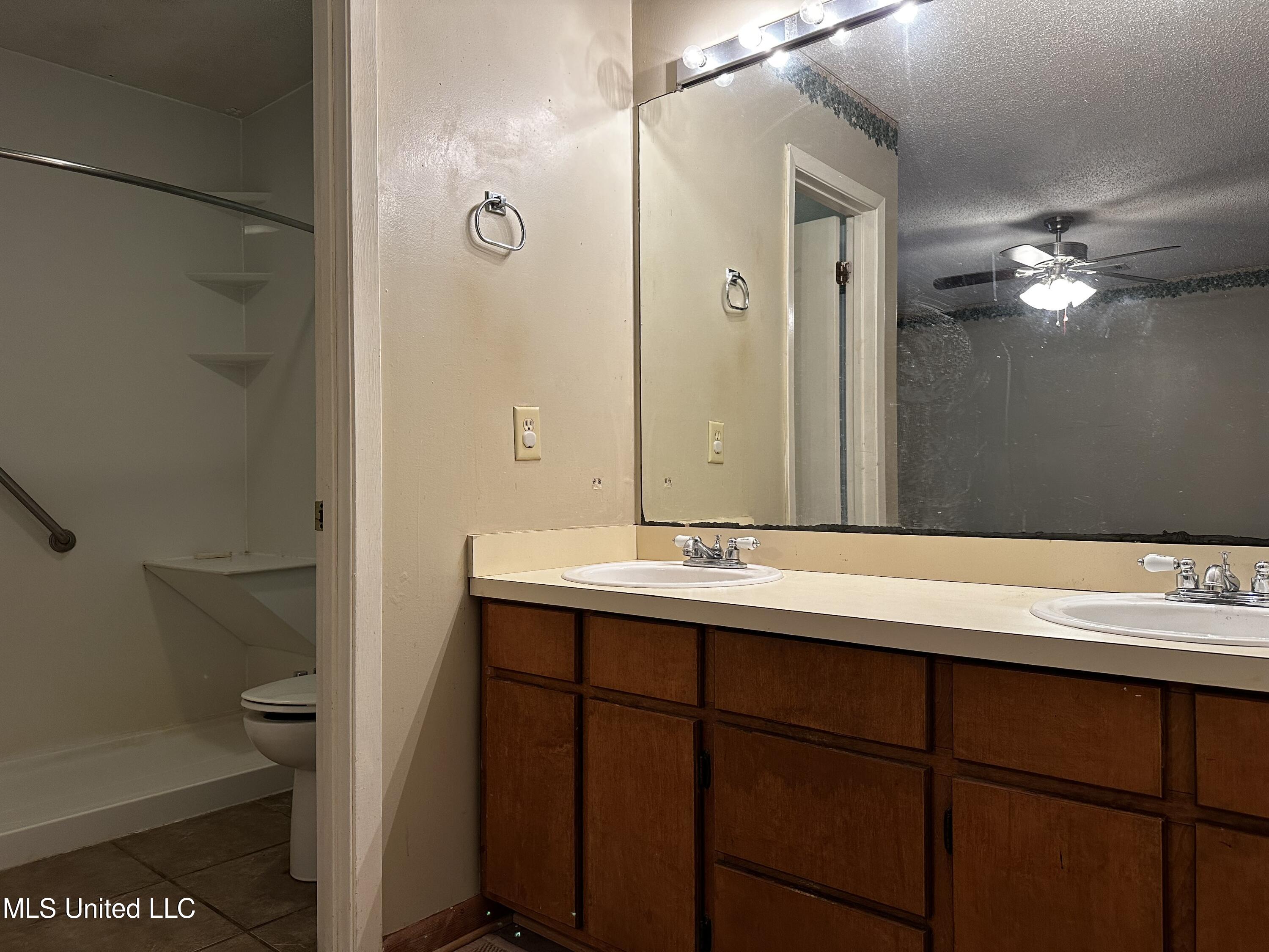 415 Pecan Park Drive